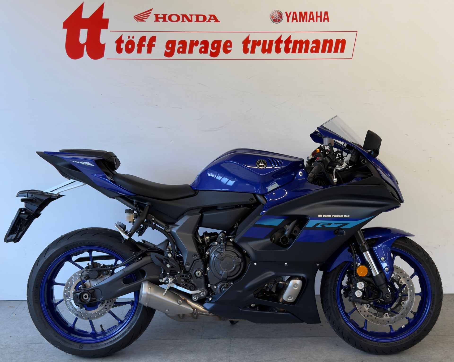 YAMAHA YZF-R7 (35kW)-image-0