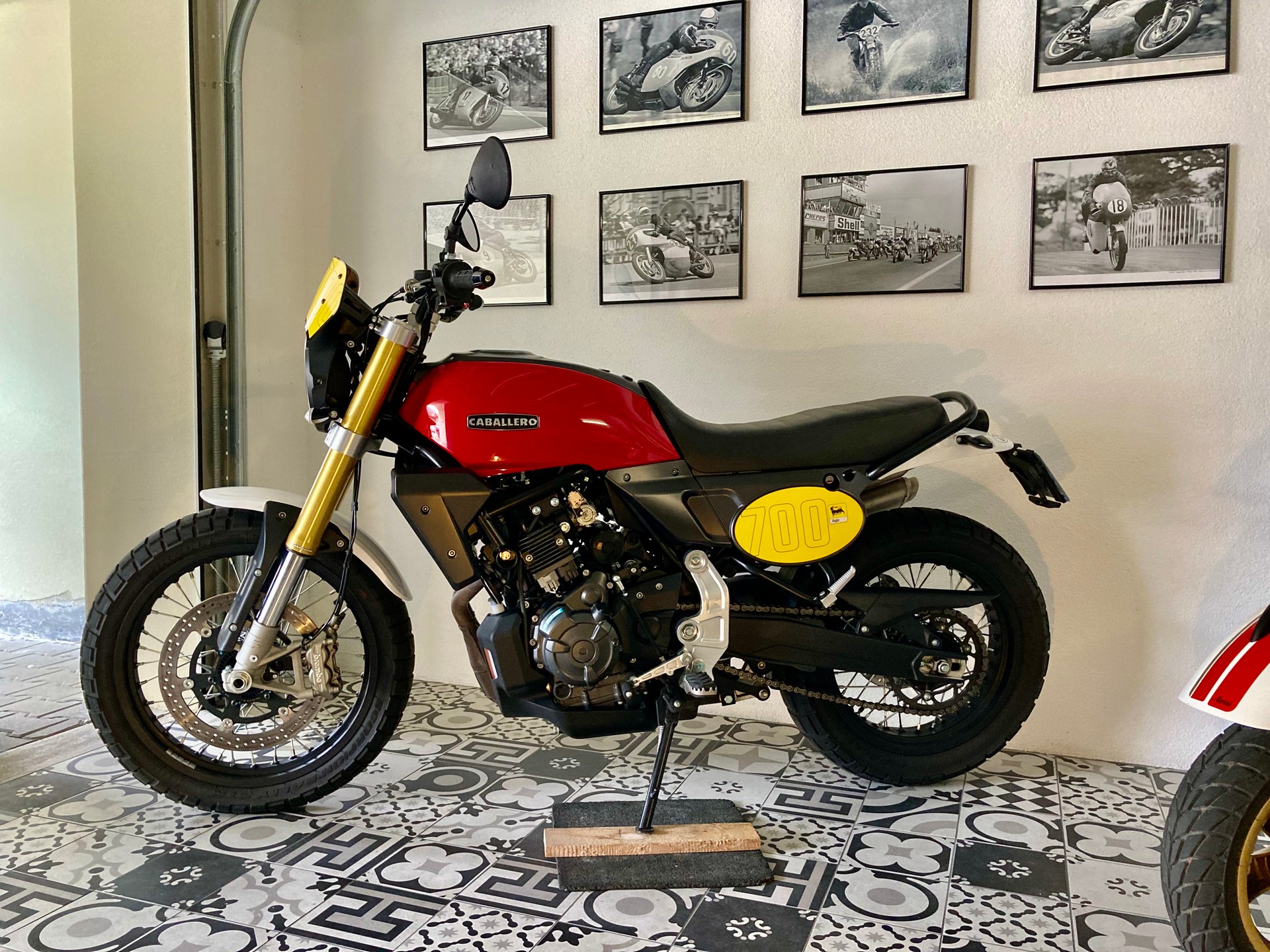 FANTIC Caballero 700 Scrambler