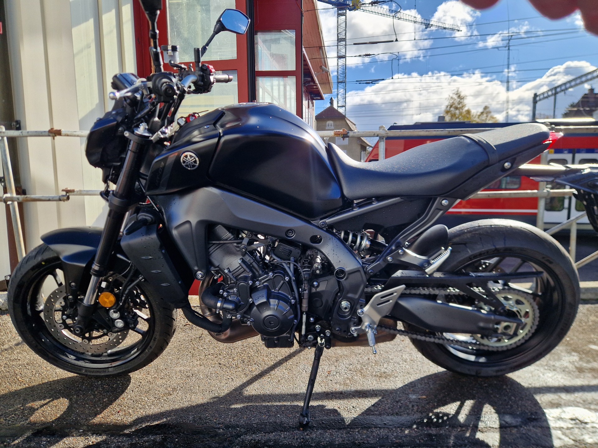 YAMAHA MT-09-image-3