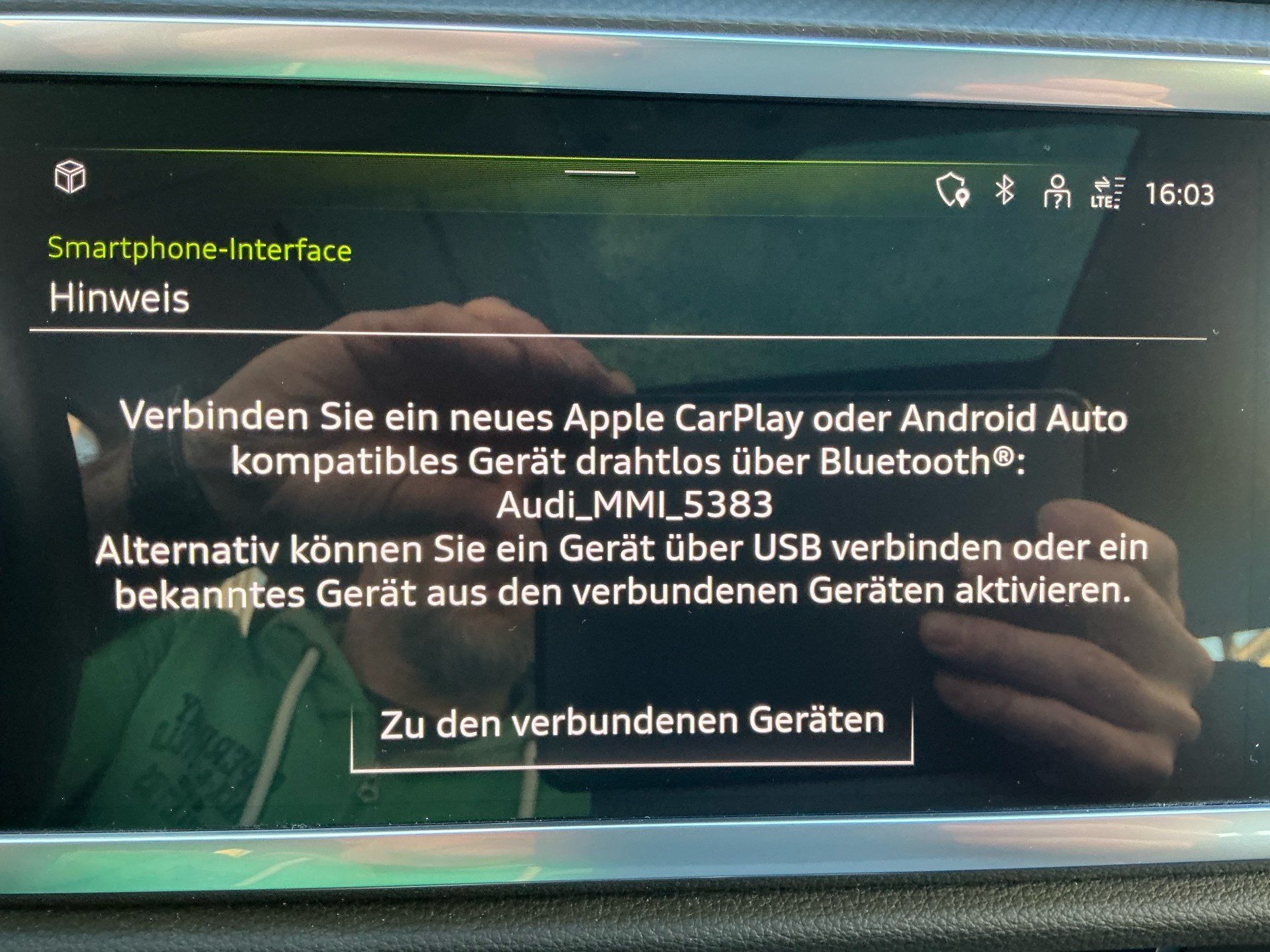 AUDI Q3 35 TFSI S-TRONIC *** TOP AUSSTATTUNG ***-image-14