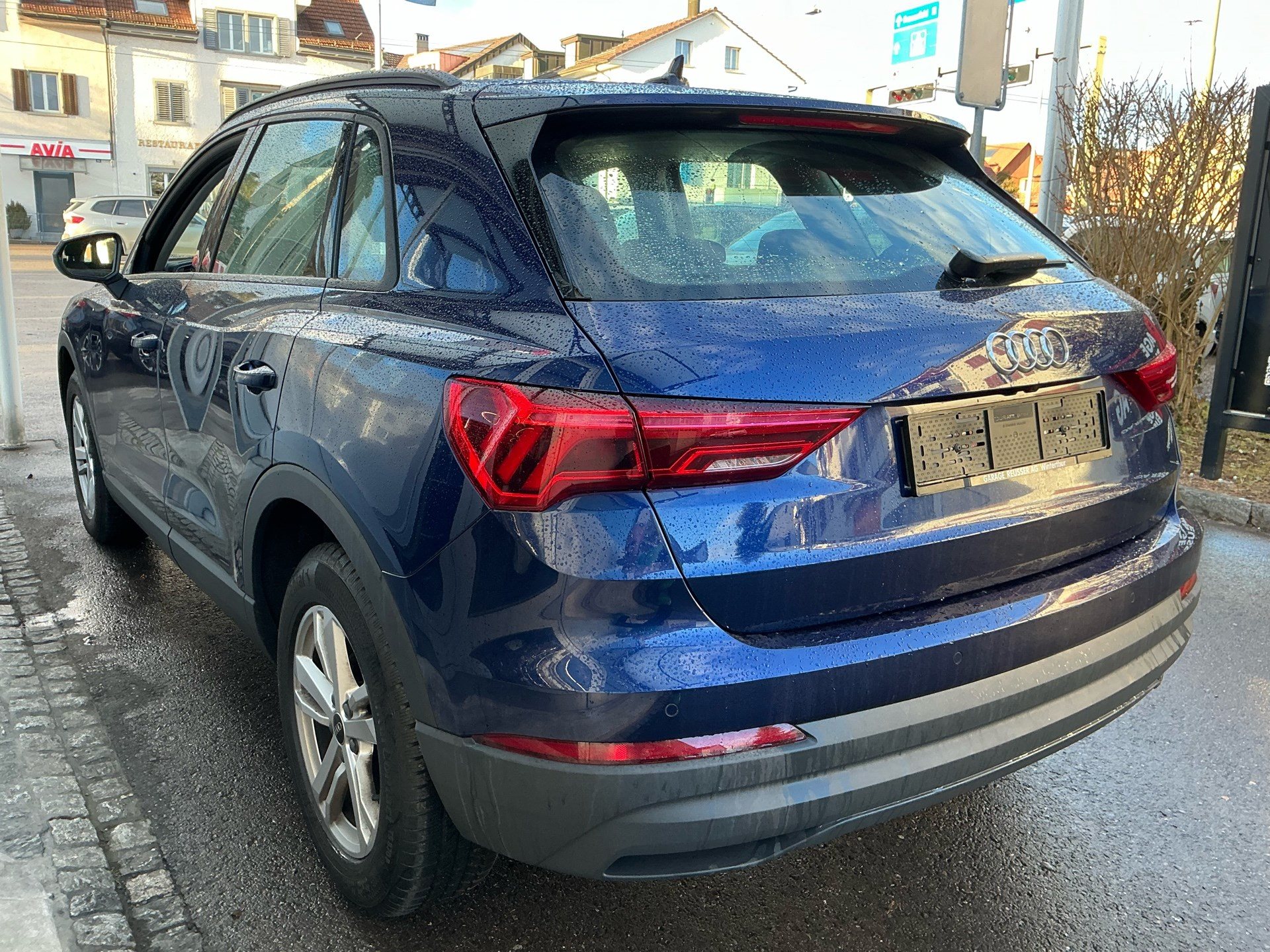 AUDI Q3 35 TFSI S-TRONIC *** TOP AUSSTATTUNG ***-image-5