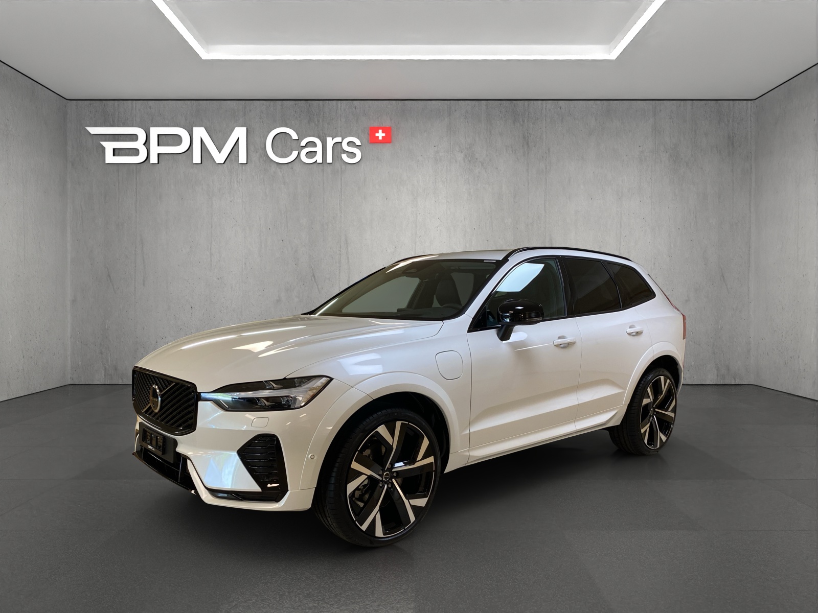 VOLVO XC60 T8 eAWD PluginHybrid Ultra Dark Geartronic