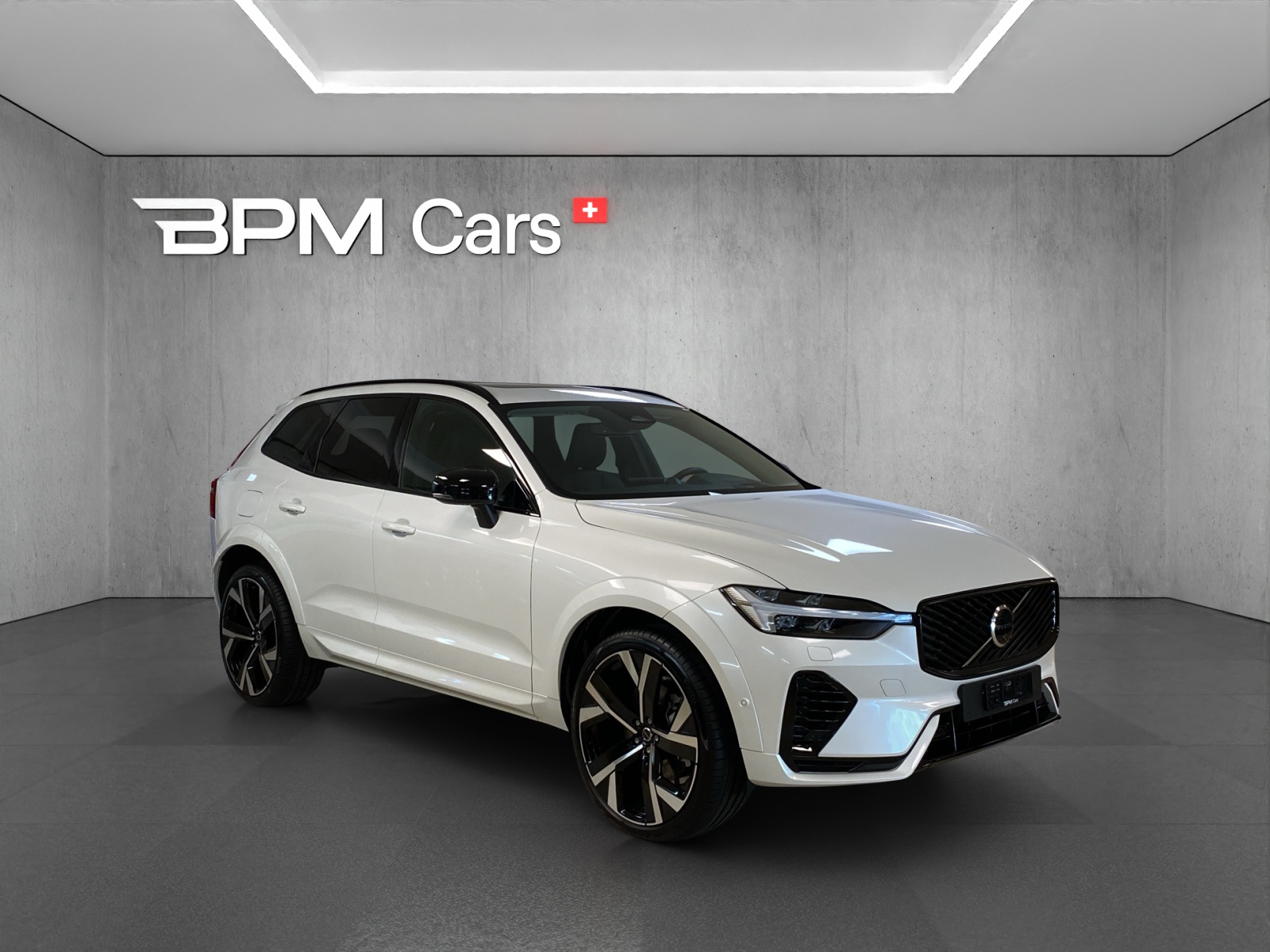 VOLVO XC60 T8 eAWD PluginHybrid Ultra Dark Geartronic-image-4