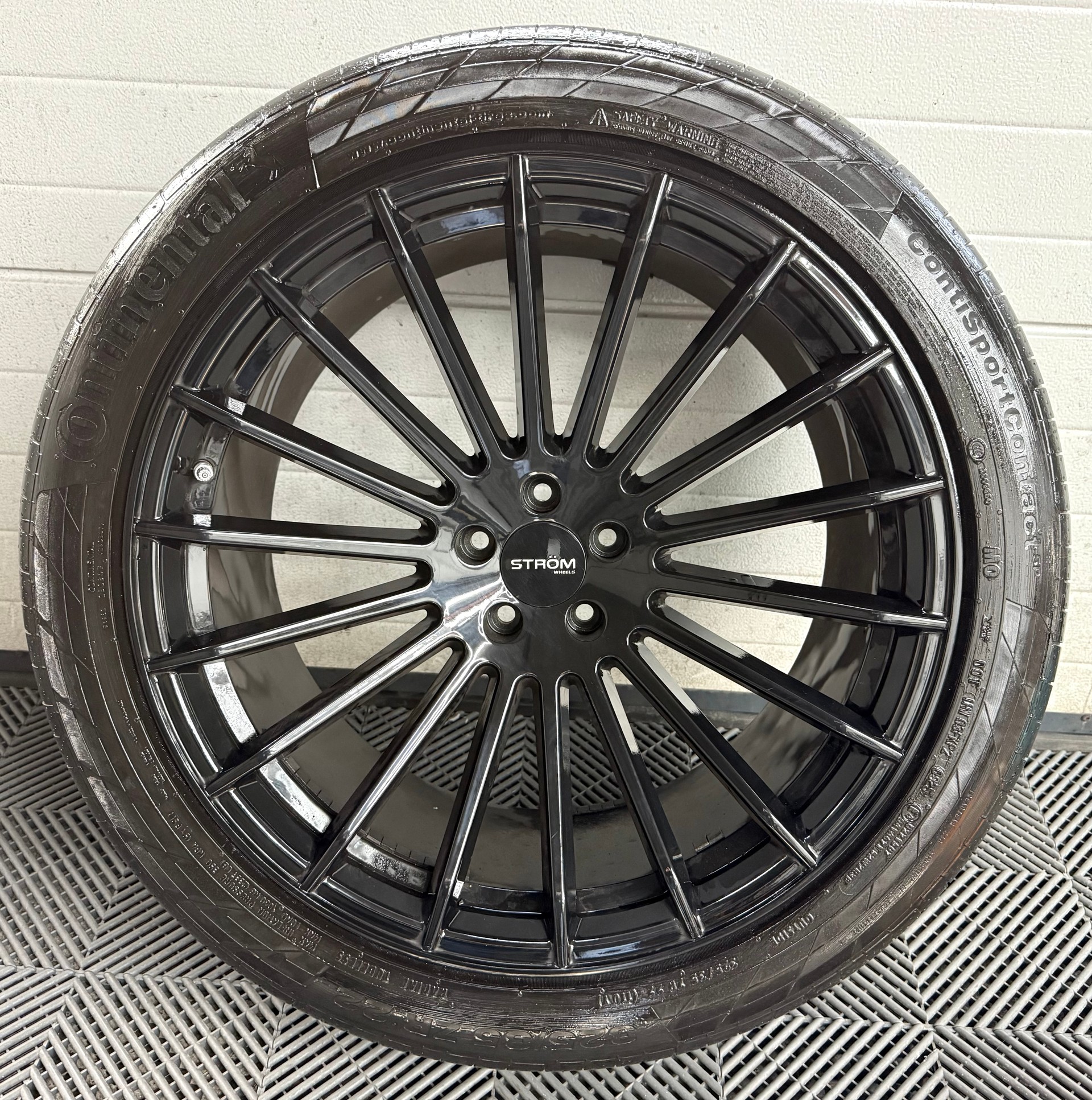 MERCEDES-BENZ GLE 400 d 4Matic AMG Line 9G-Tronic-image-19