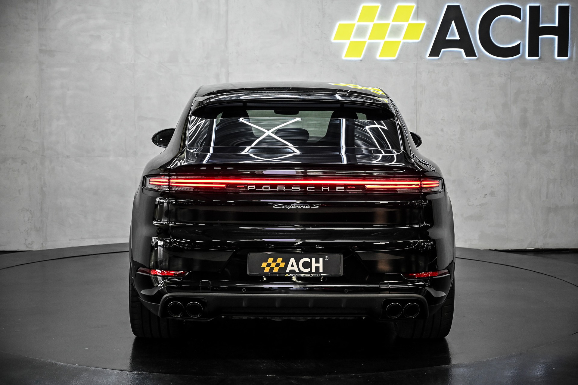 PORSCHE Cayenne S E-Hybrid Coupé-image-7