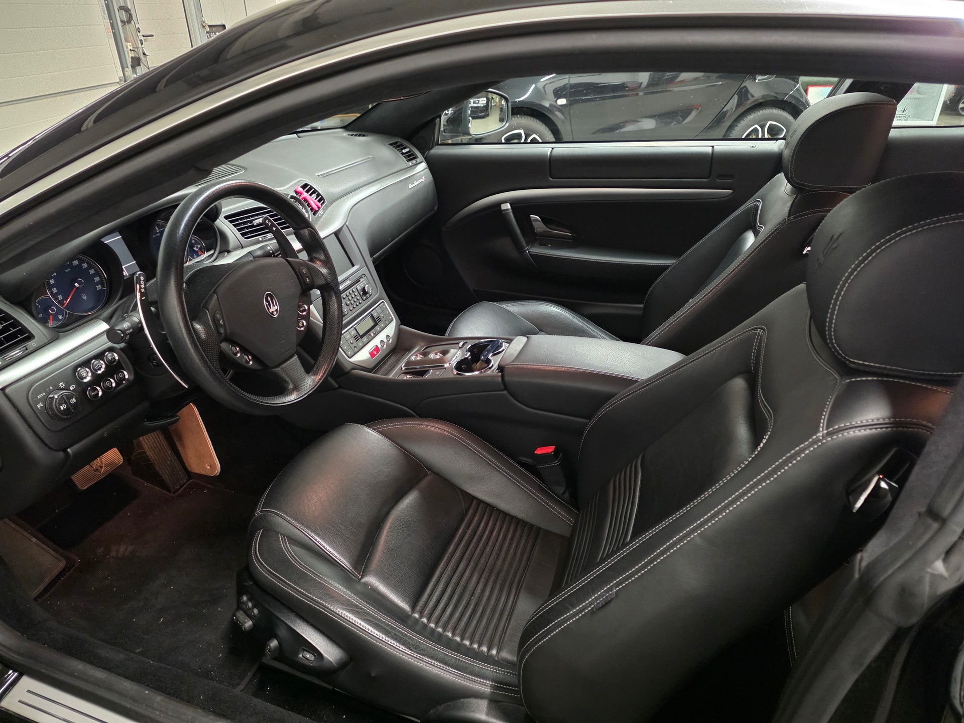 MASERATI GranTurismo S Cambiocorsa-showroom-element-3