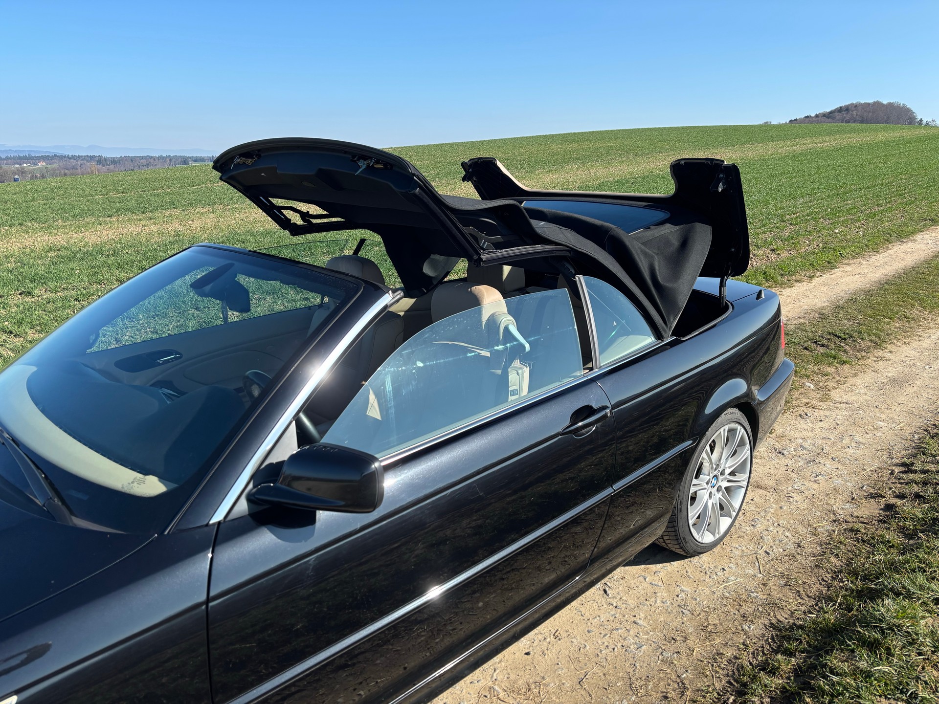 BMW 325Ci Cabriolet-image-11
