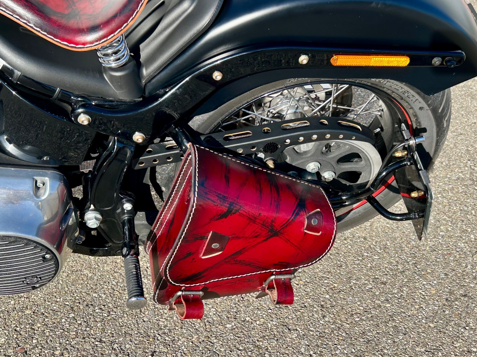 HARLEY-DAVIDSON FLSTSB Cross Bones Springer-image-11
