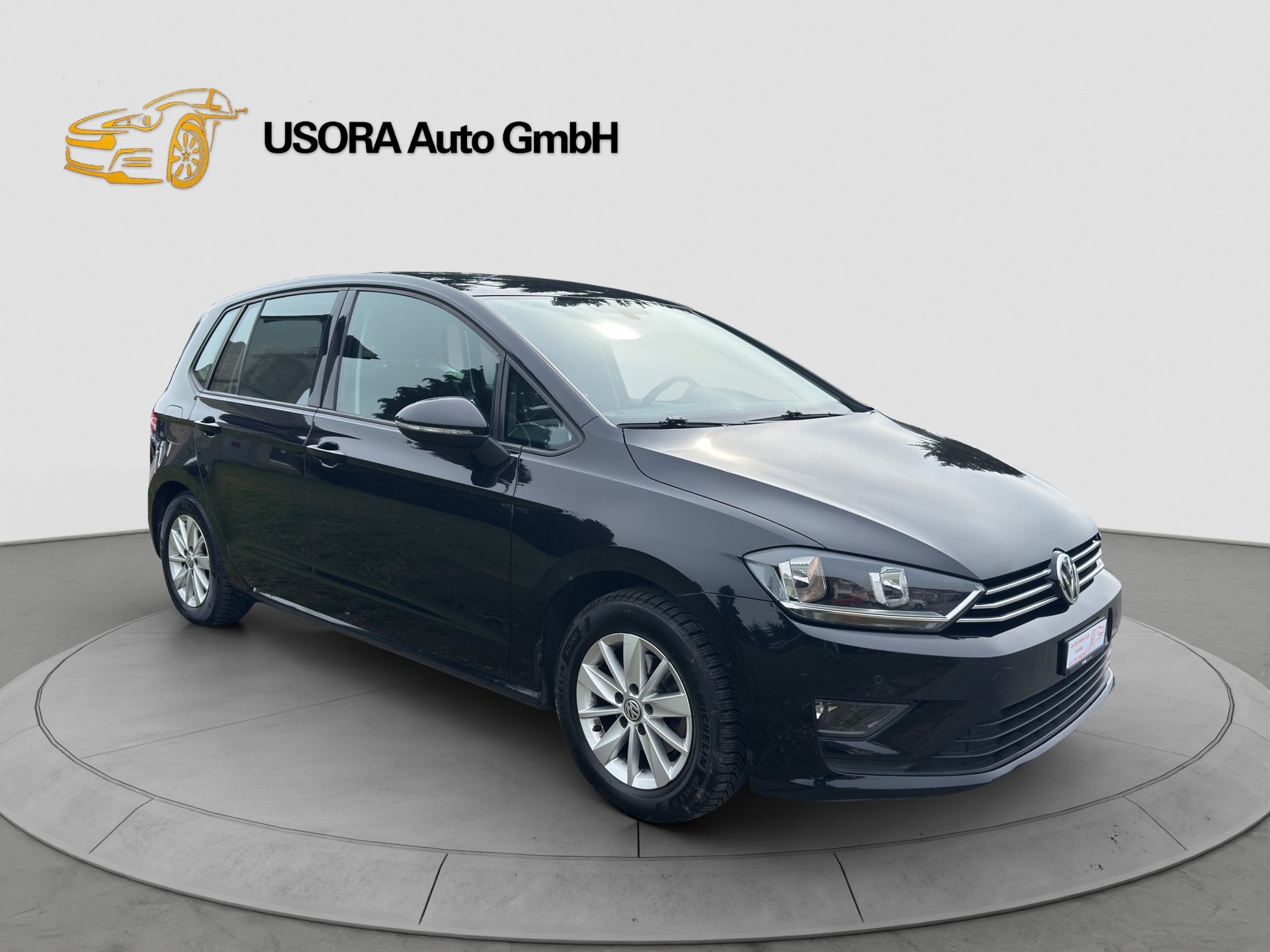 VW Golf Sportsvan 1.2 TSI Allstar R-Line-image-2