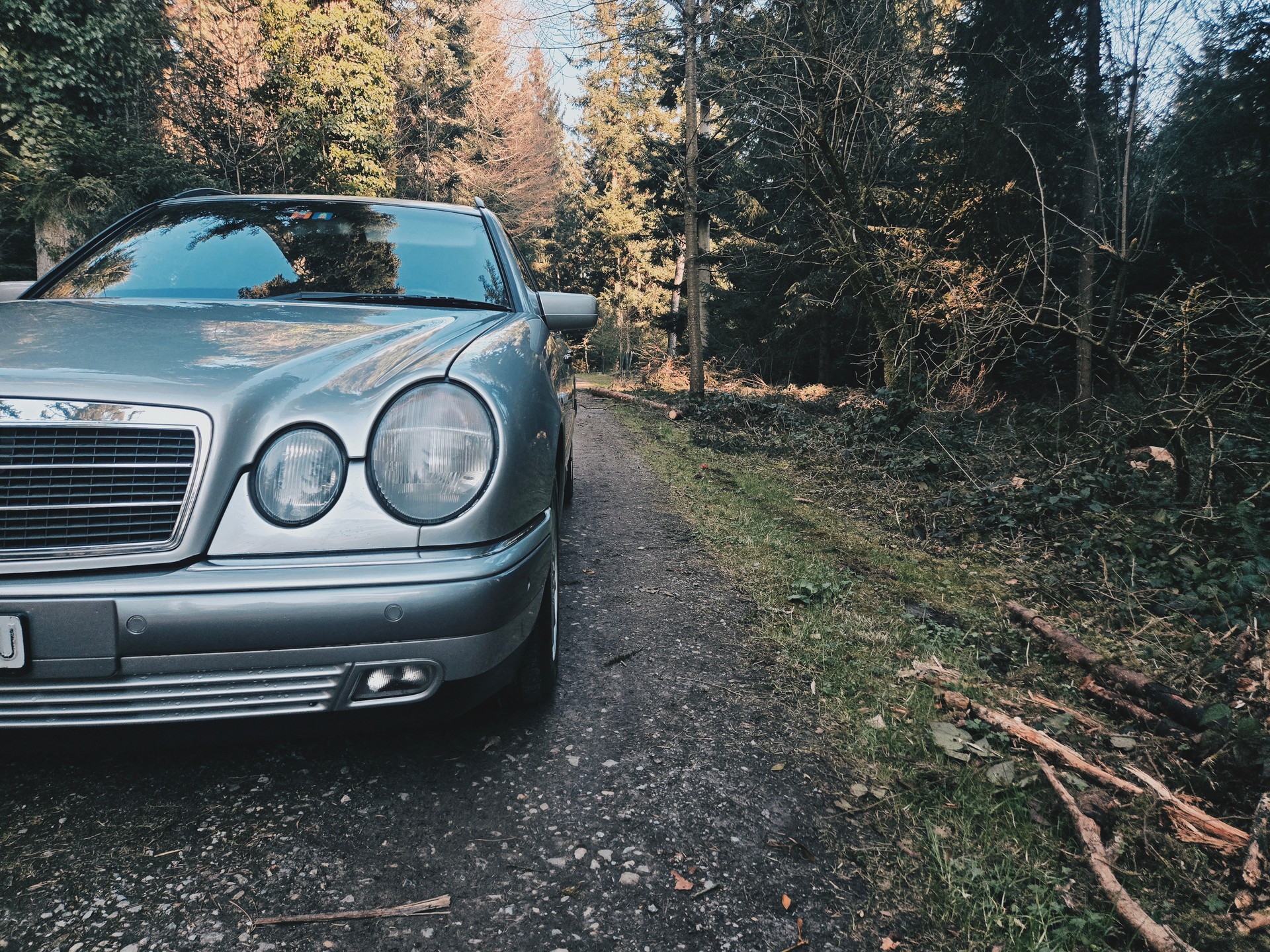 MERCEDES-BENZ E 240 Elégance-image-3