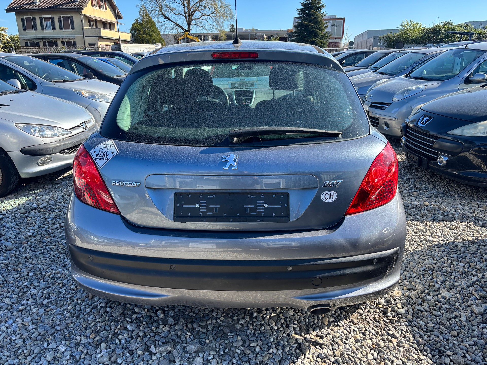 PEUGEOT 207 1.6 16V Sport Automatic-image-3