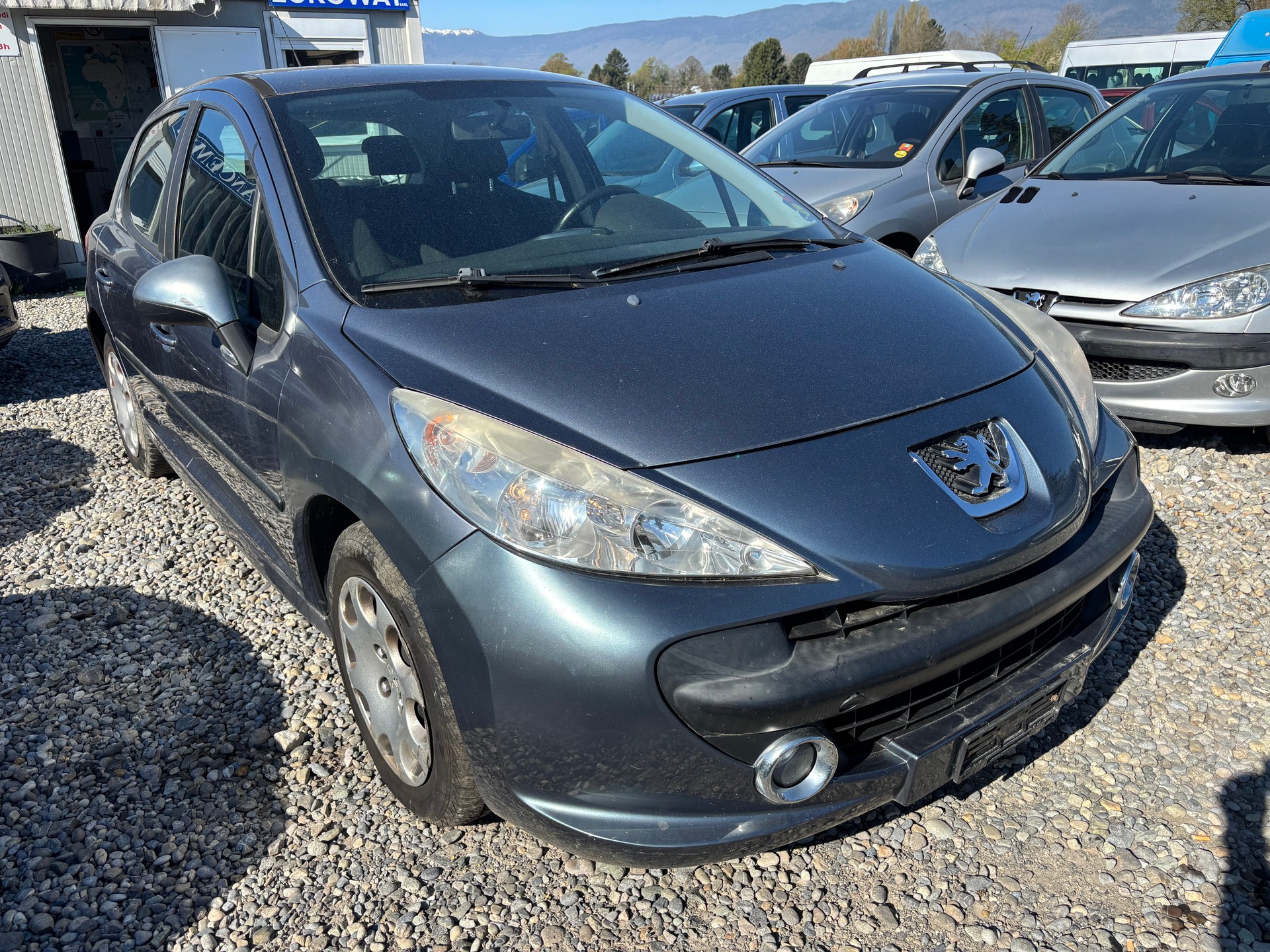 PEUGEOT 207 1.6 16V Sport Automatic-image-2