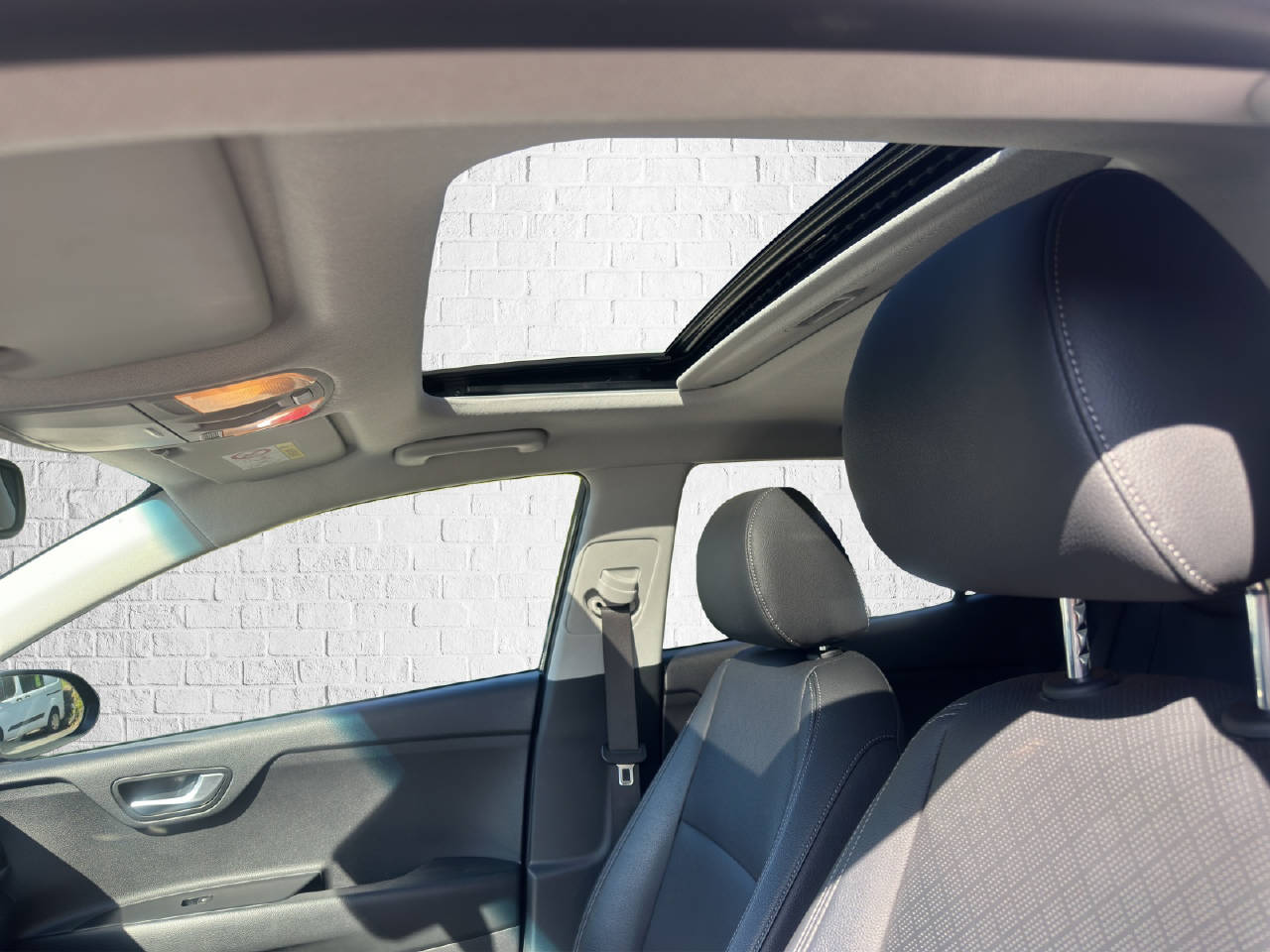 KIA Stonic 1.0 T-GDi-image-7
