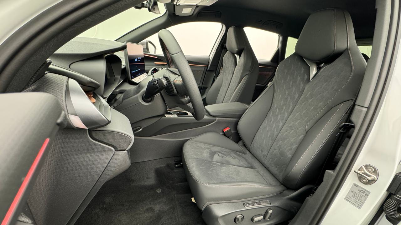 CUPRA Terramar 1.5 eHybrid DSG-image-4