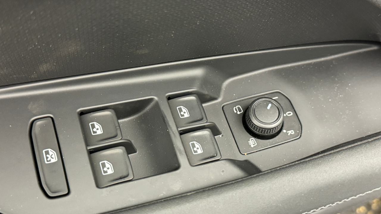 CUPRA Terramar 1.5 eHybrid DSG-image-8