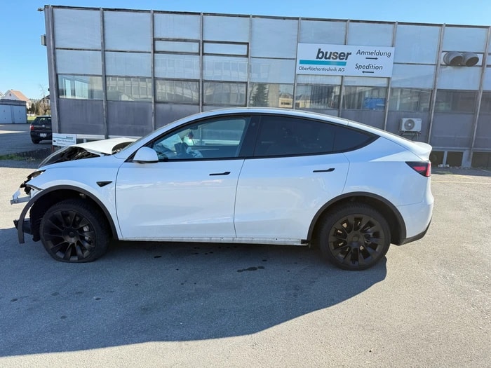 TESLA Model Y RWD-image-4