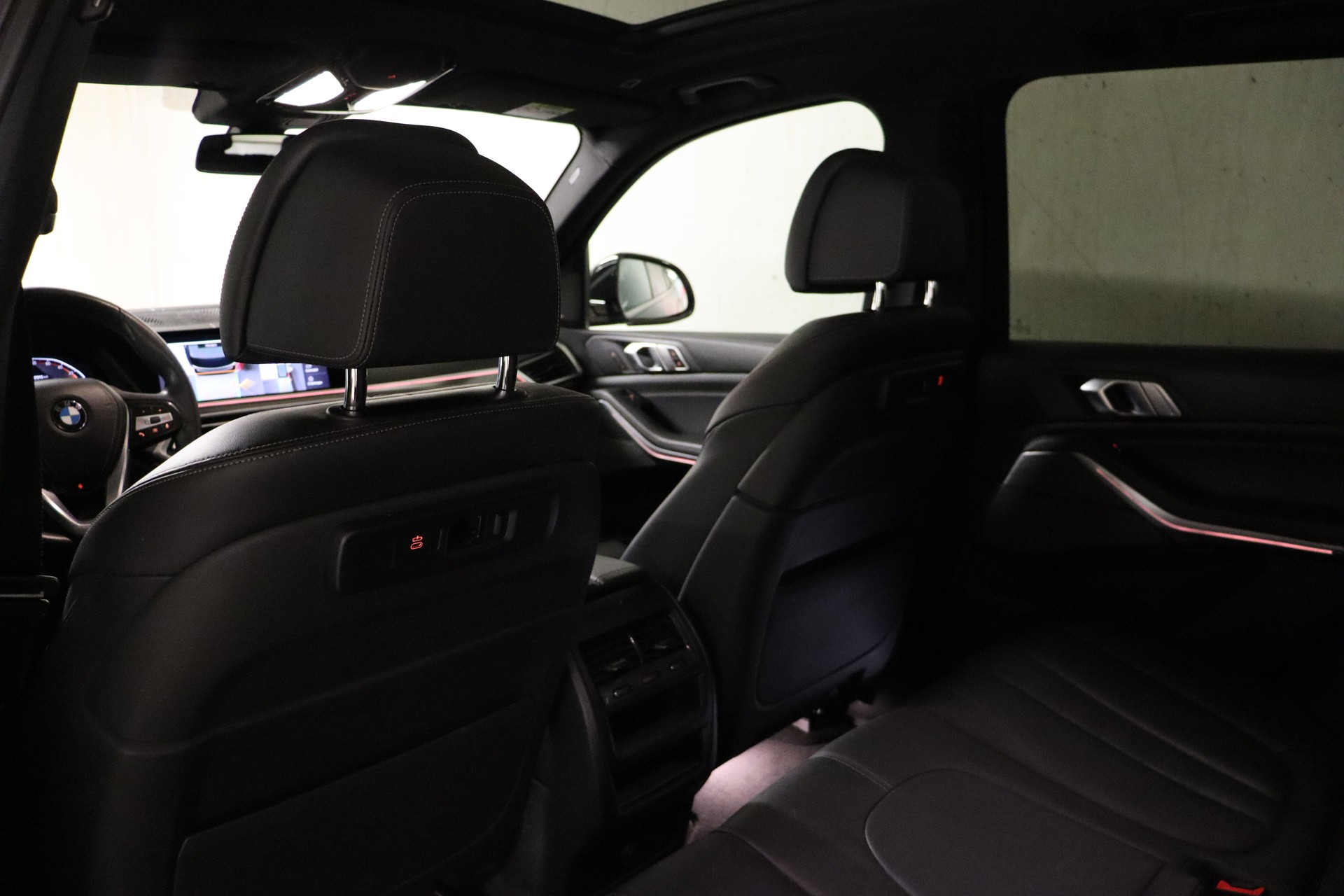 BMW X5 xDrive 48V 30d Steptronic **CH-FZ**AHK**-image-17