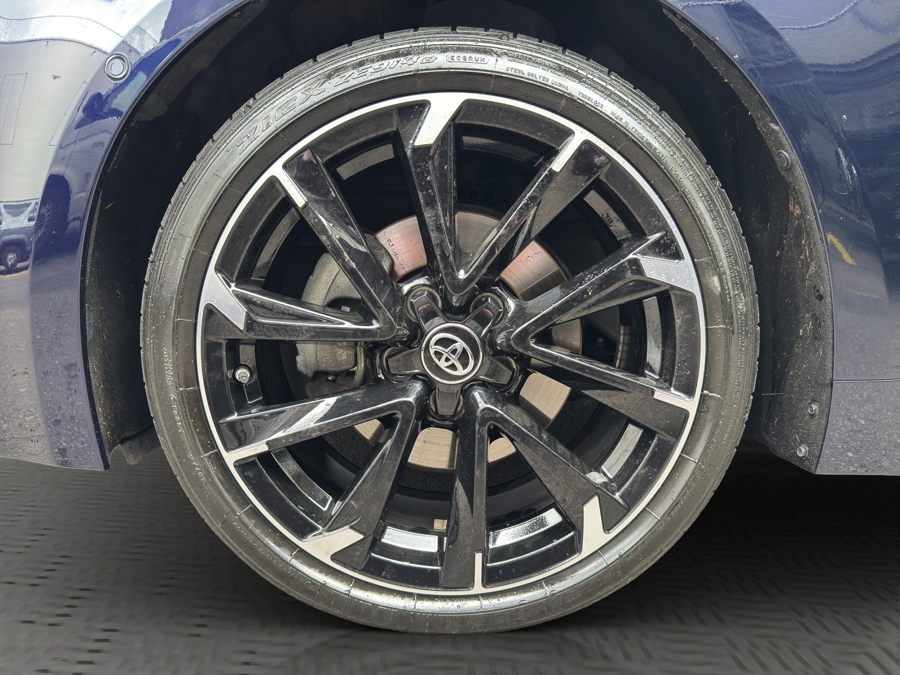 TOYOTA Corolla 2.0 HSD GR-S-image-16