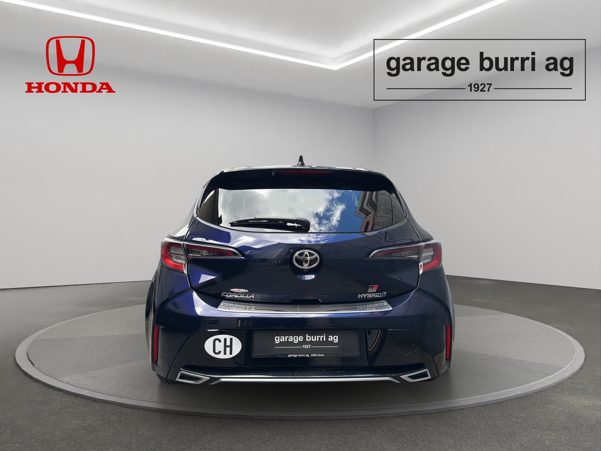 TOYOTA Corolla 2.0 HSD GR-S-showroom-element-3