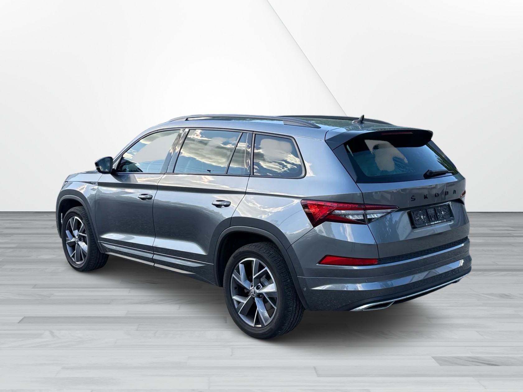 SKODA Kodiaq 2.0 TDI CR SportLine 4x4 DSG *MFK*Service*Garantie*8Fach*-image-5