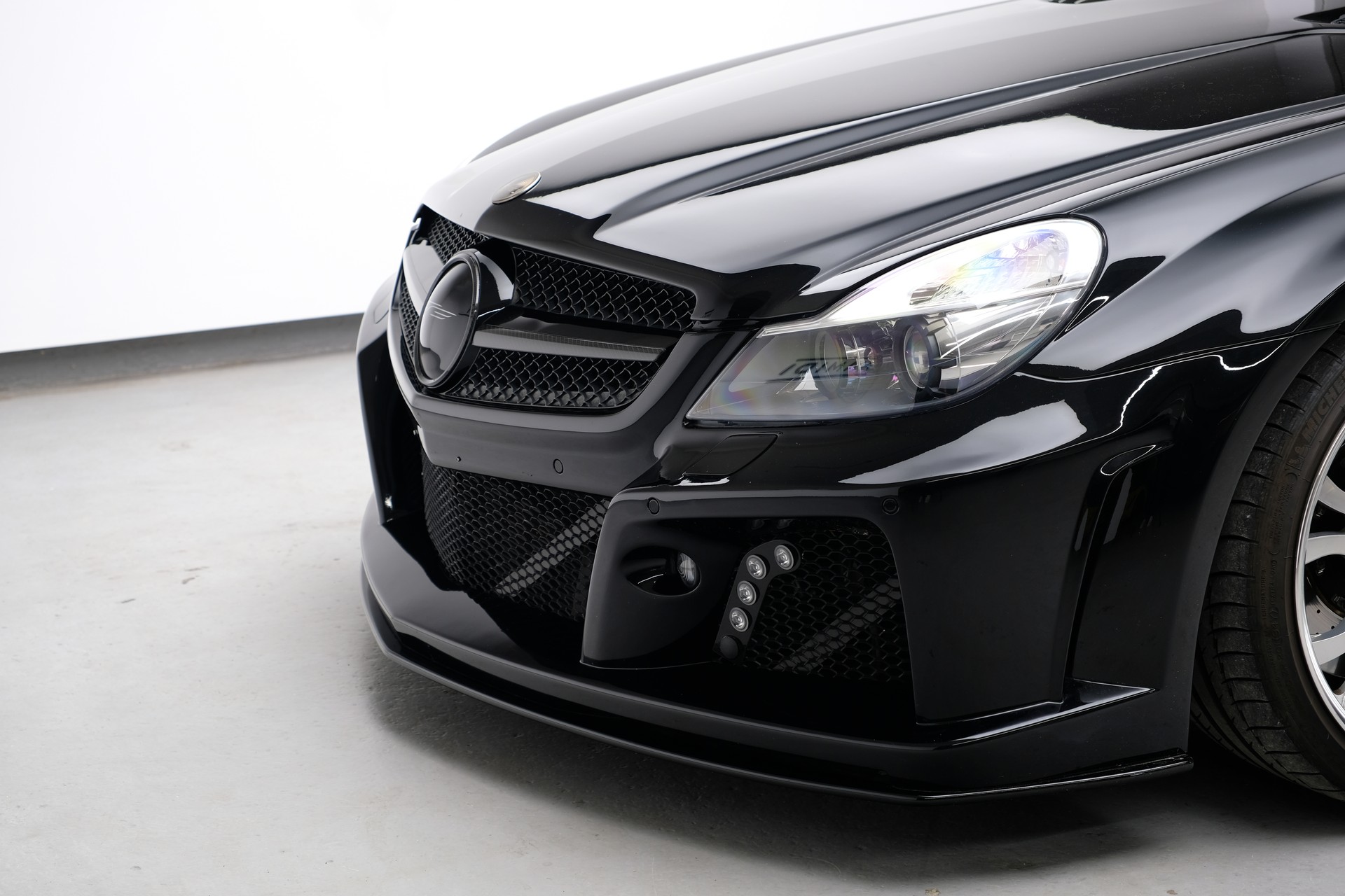 MERCEDES-BENZ SL 65 AMG Speedshift FAB Design Nr. 4 von Weltweit 10-image-5