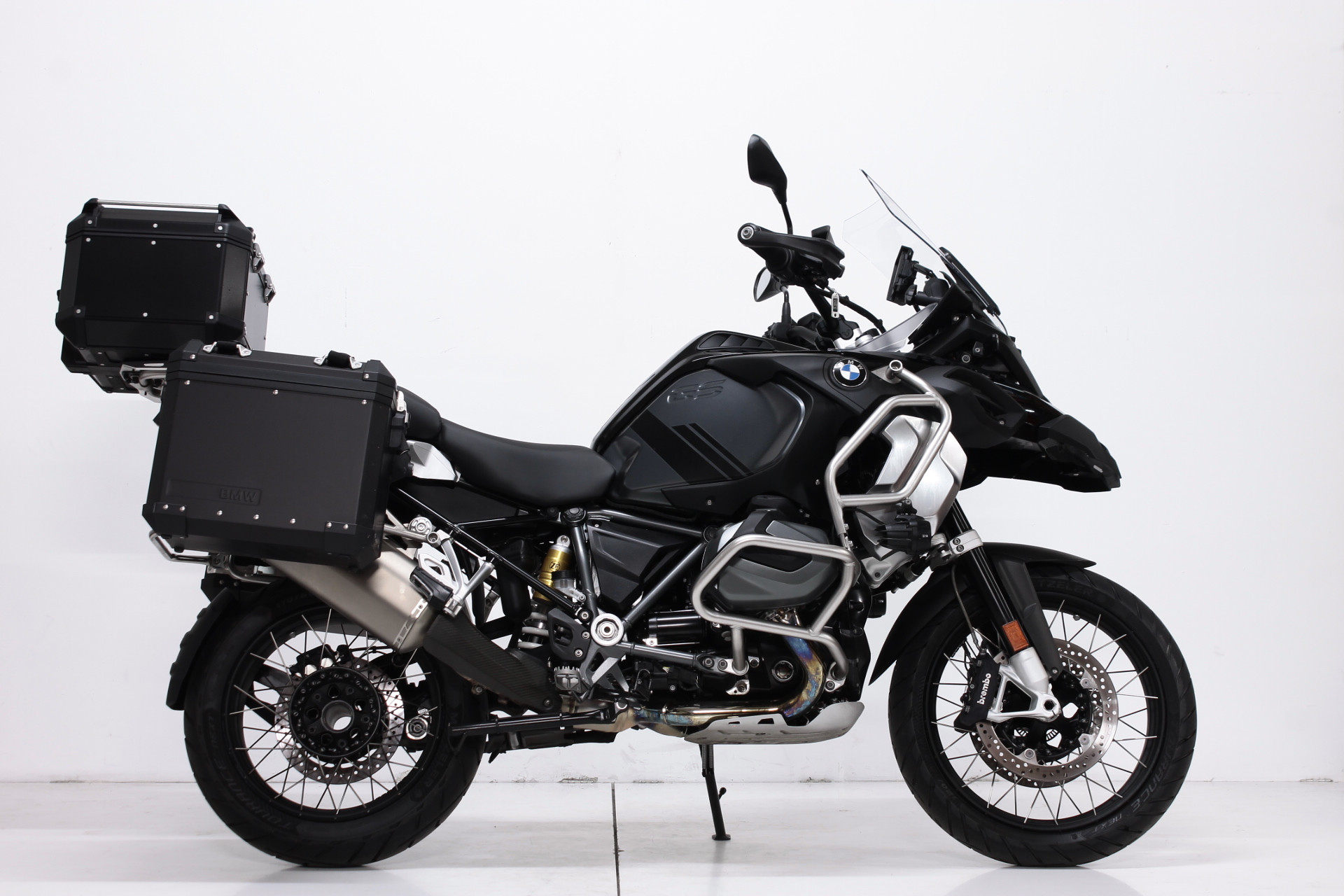 BMW R 1250 GS Adventure Triple Black-image-1