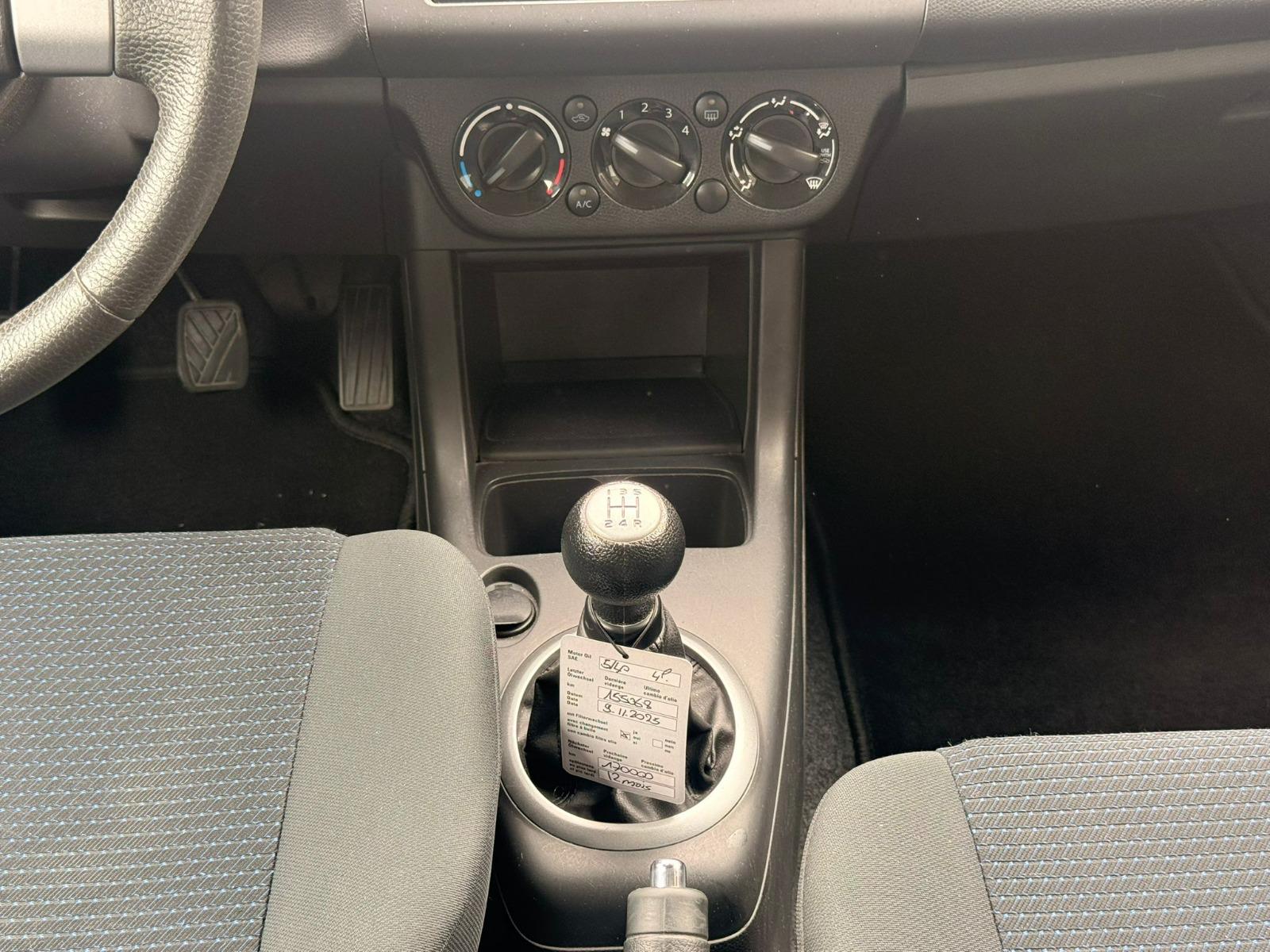 SUZUKI Swift 1.3i 16V GL-image-19