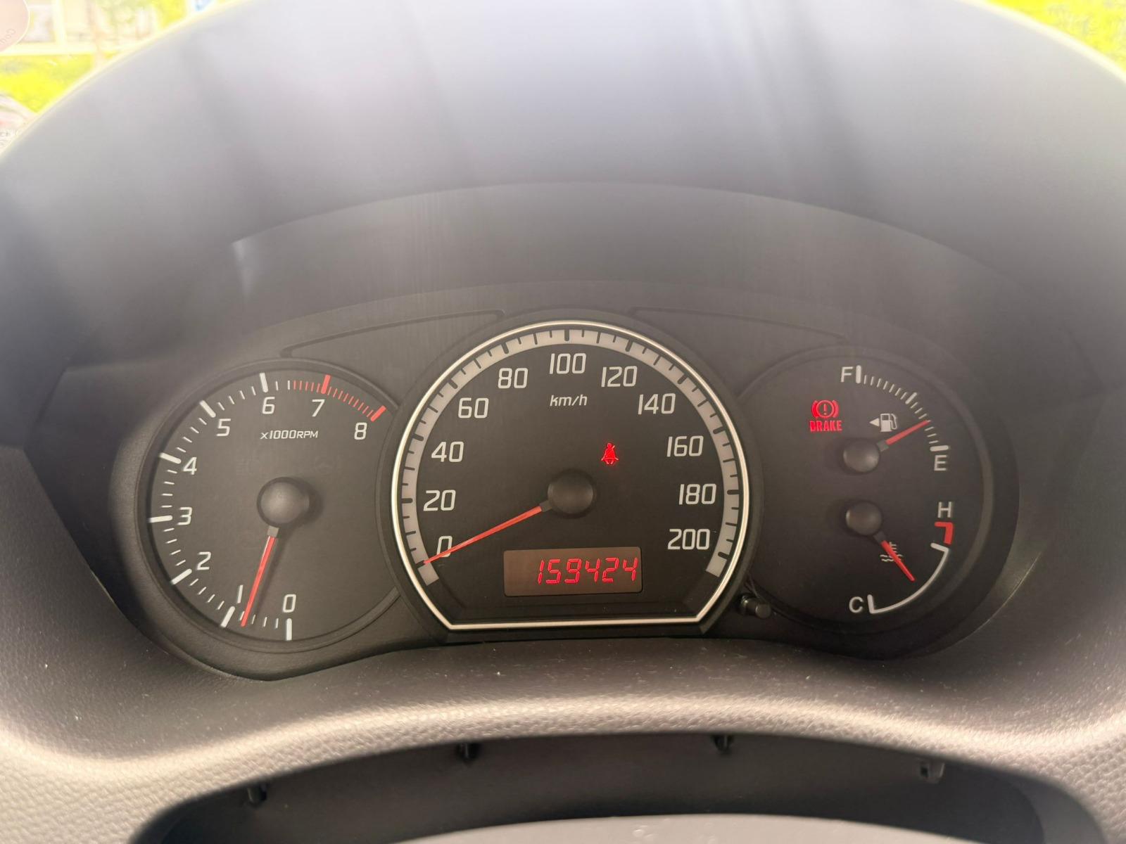 SUZUKI Swift 1.3i 16V GL-image-8