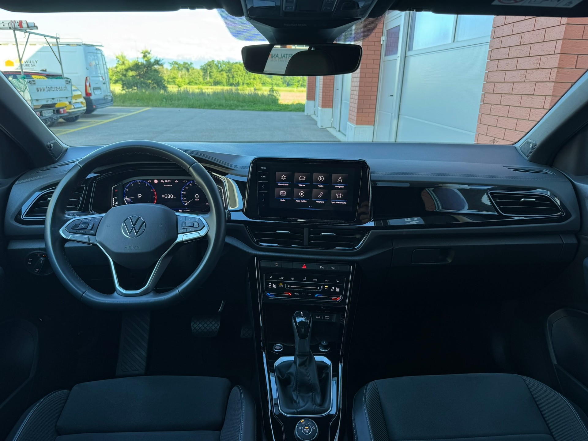 VW T-Roc 2.0 TSI Style DSG 4Motion-image-18