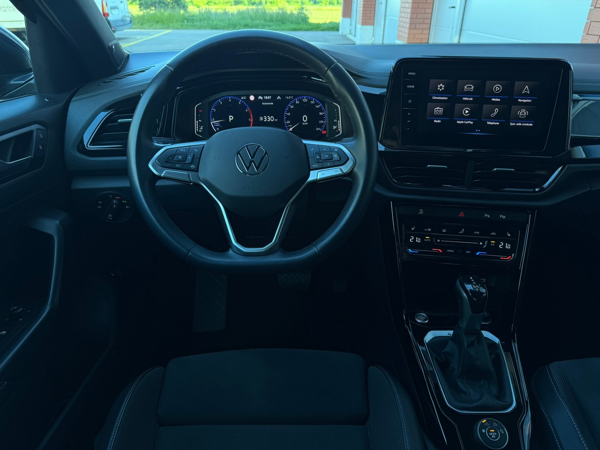 VW T-Roc 2.0 TSI Style DSG 4Motion-image-19