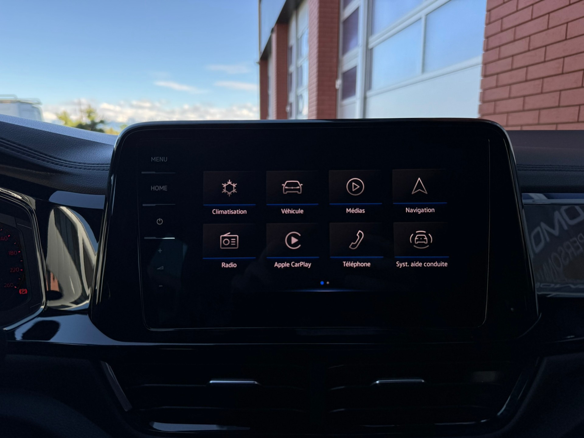 VW T-Roc 2.0 TSI Style DSG 4Motion-image-27