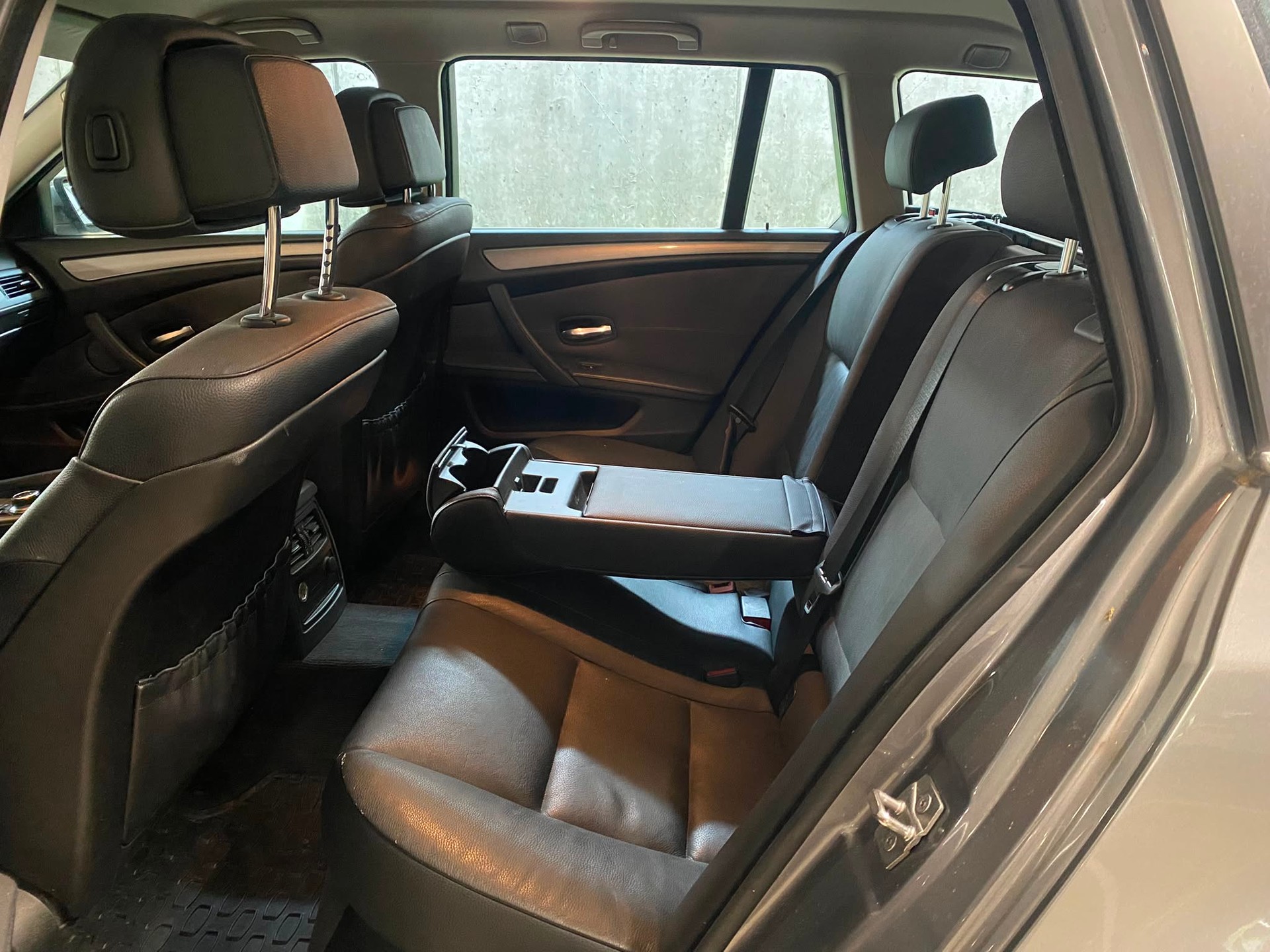 BMW 525i Touring Steptronic-image-10
