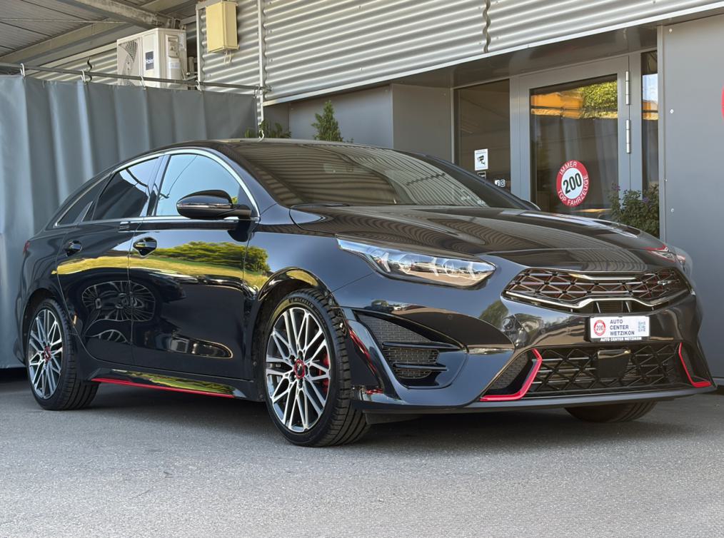 KIA ProCeed 1.6 T-GDi GT-showroom-element-1