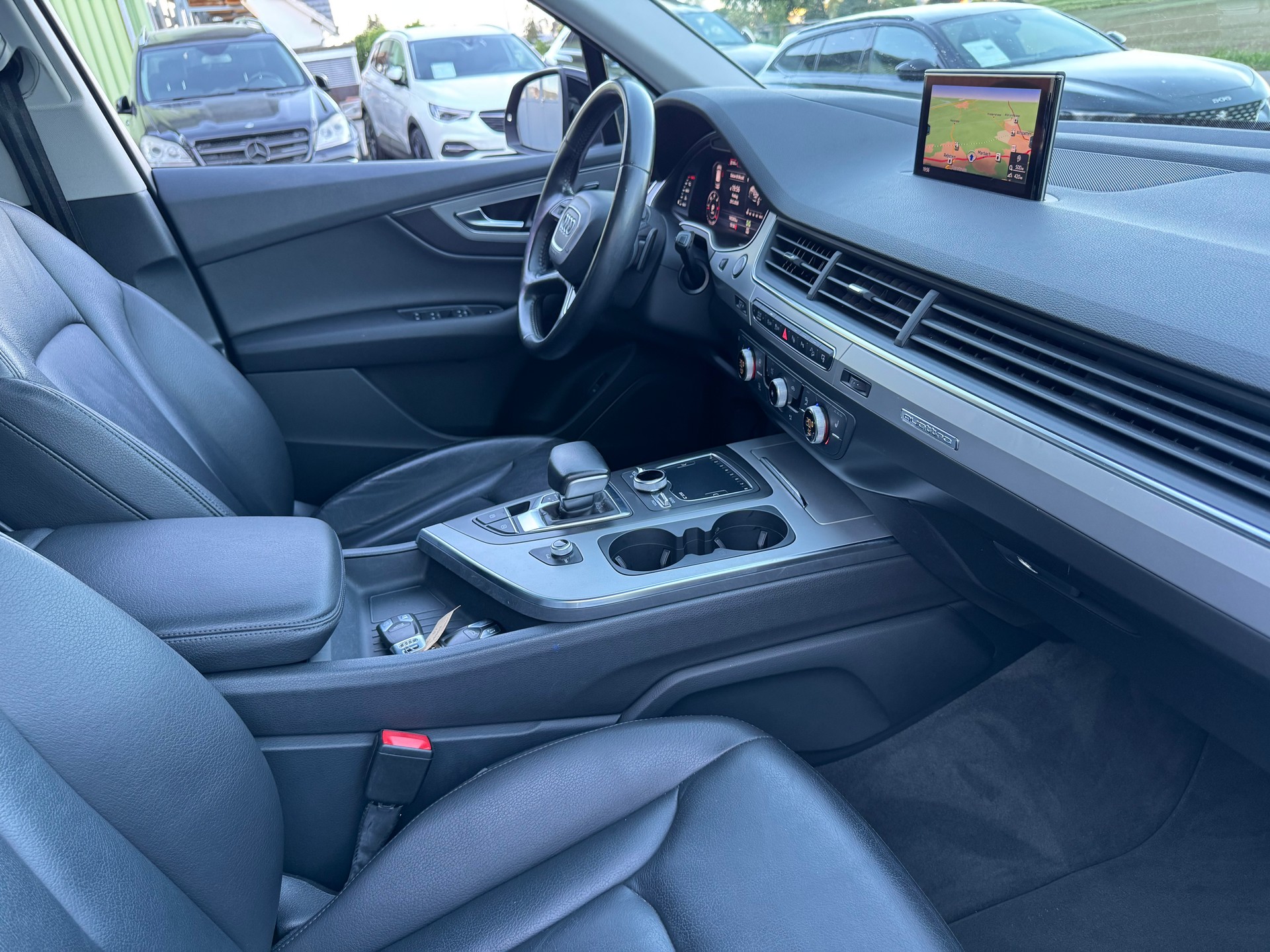 AUDI Q7 3.0 TDI ultra quattro tiptronic-image-12