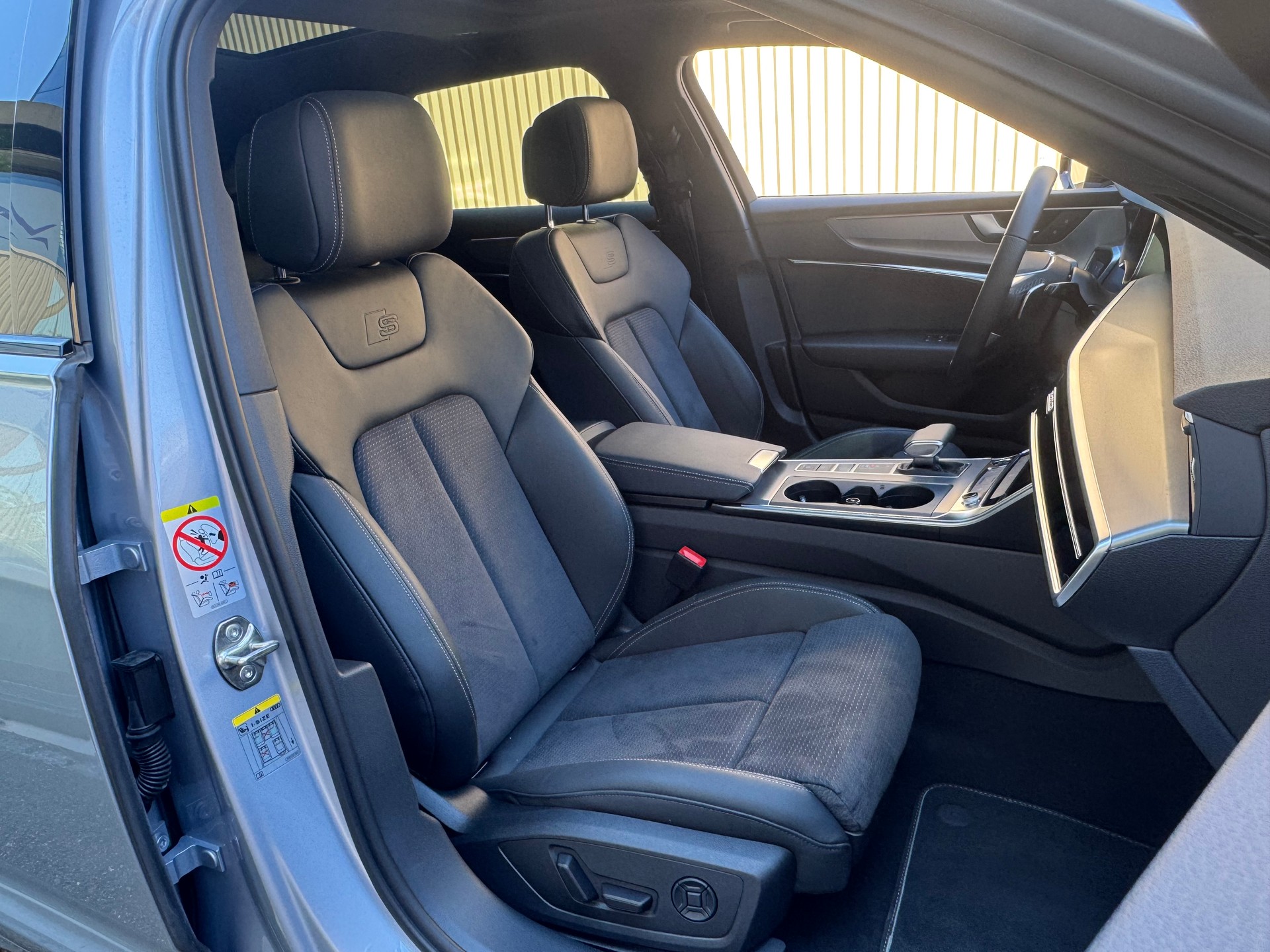 AUDI A6 Avant 55 TFSIe S line quattro*Competition Plus Paket*5 Jahre Werksgarantie*-image-8