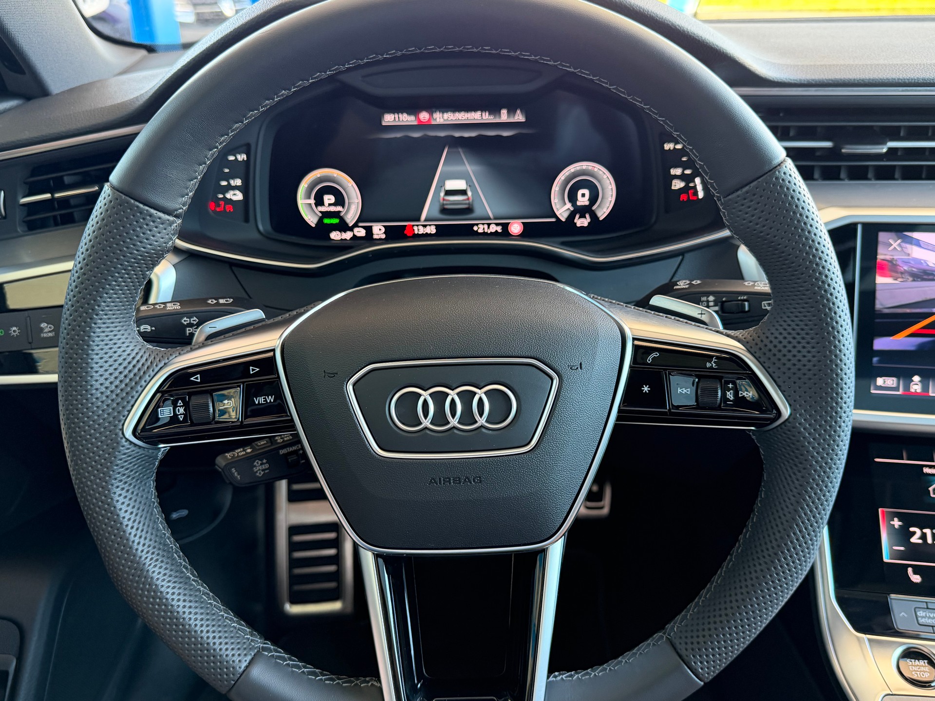 AUDI A6 Avant 55 TFSIe S line quattro*Competition Plus Paket*5 Jahre Werksgarantie*-image-12