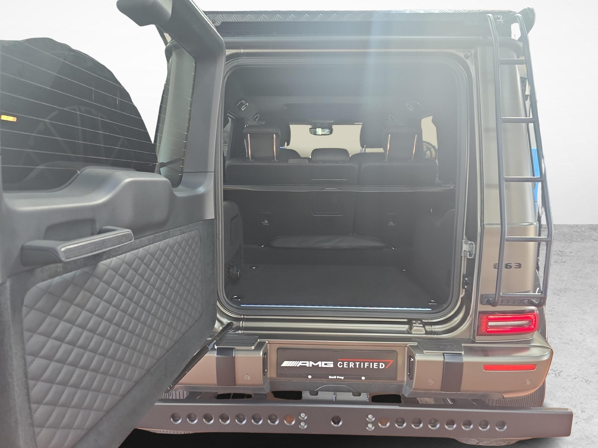 MERCEDES-BENZ G 63 AMG 4X4 Hoch2-image-10