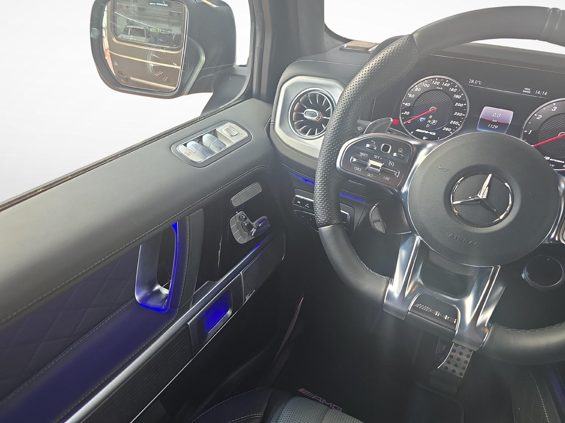 MERCEDES-BENZ G 63 AMG 4X4 Hoch2-image-7