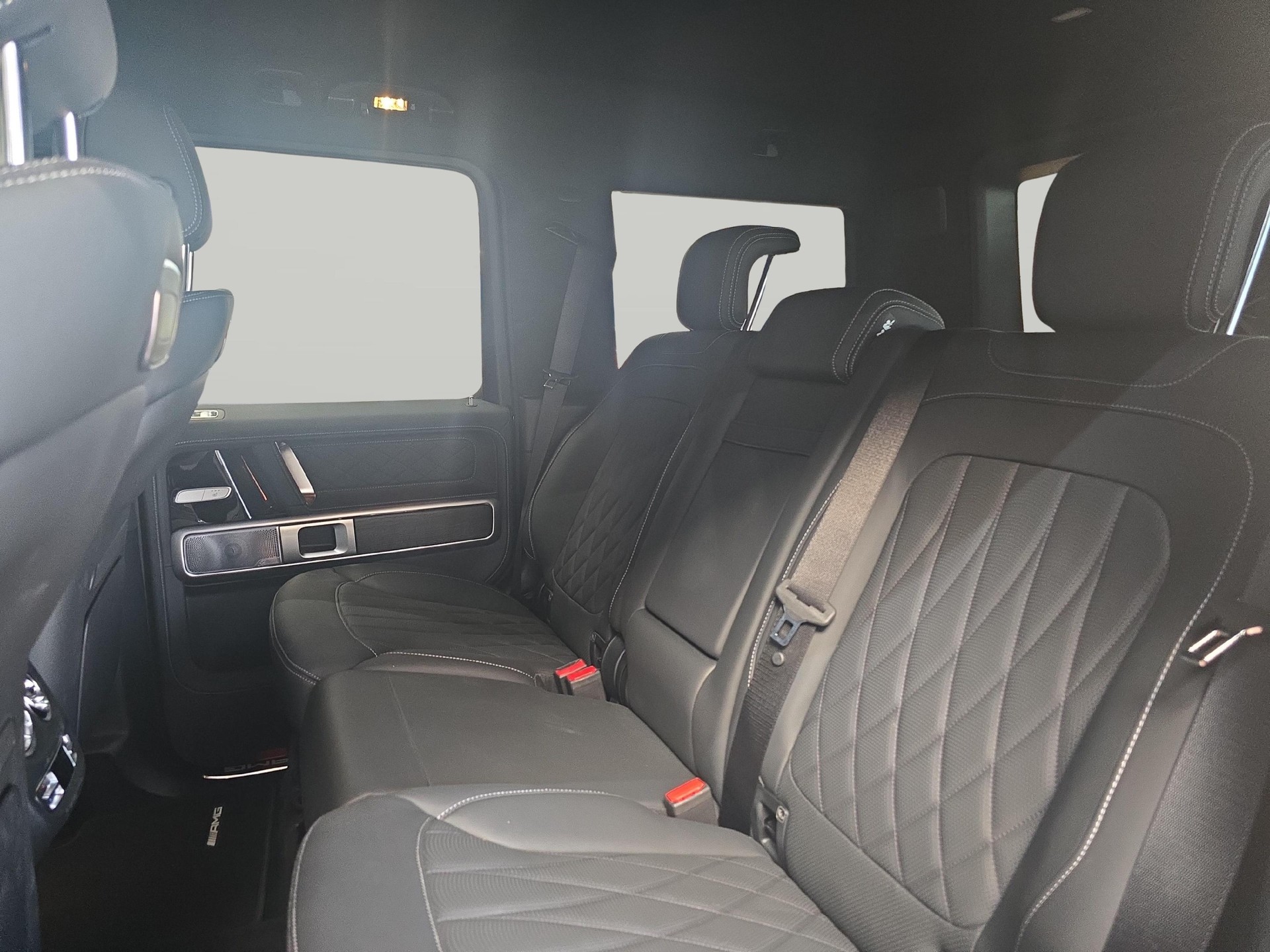 MERCEDES-BENZ G 63 AMG 4X4 Hoch2-image-9