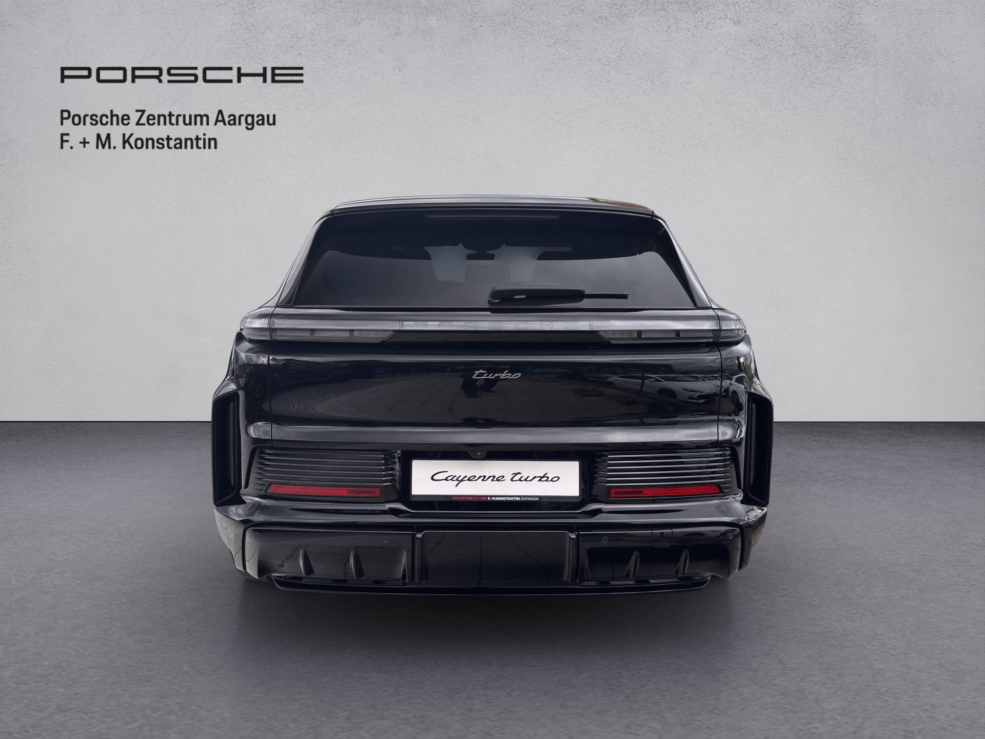 PORSCHE Cayenne Electric Turbo-image-4