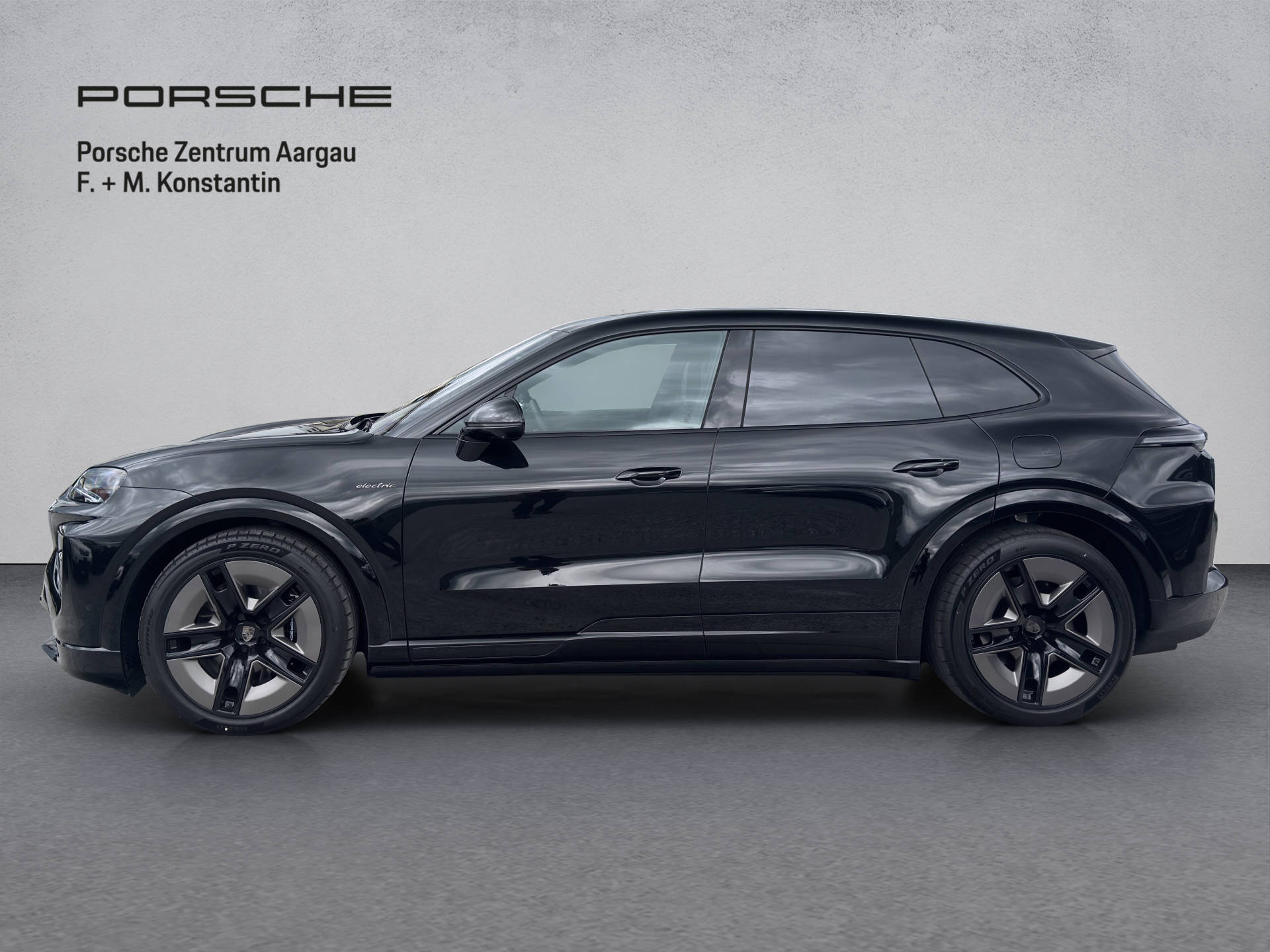 PORSCHE Cayenne Electric Turbo-image-2