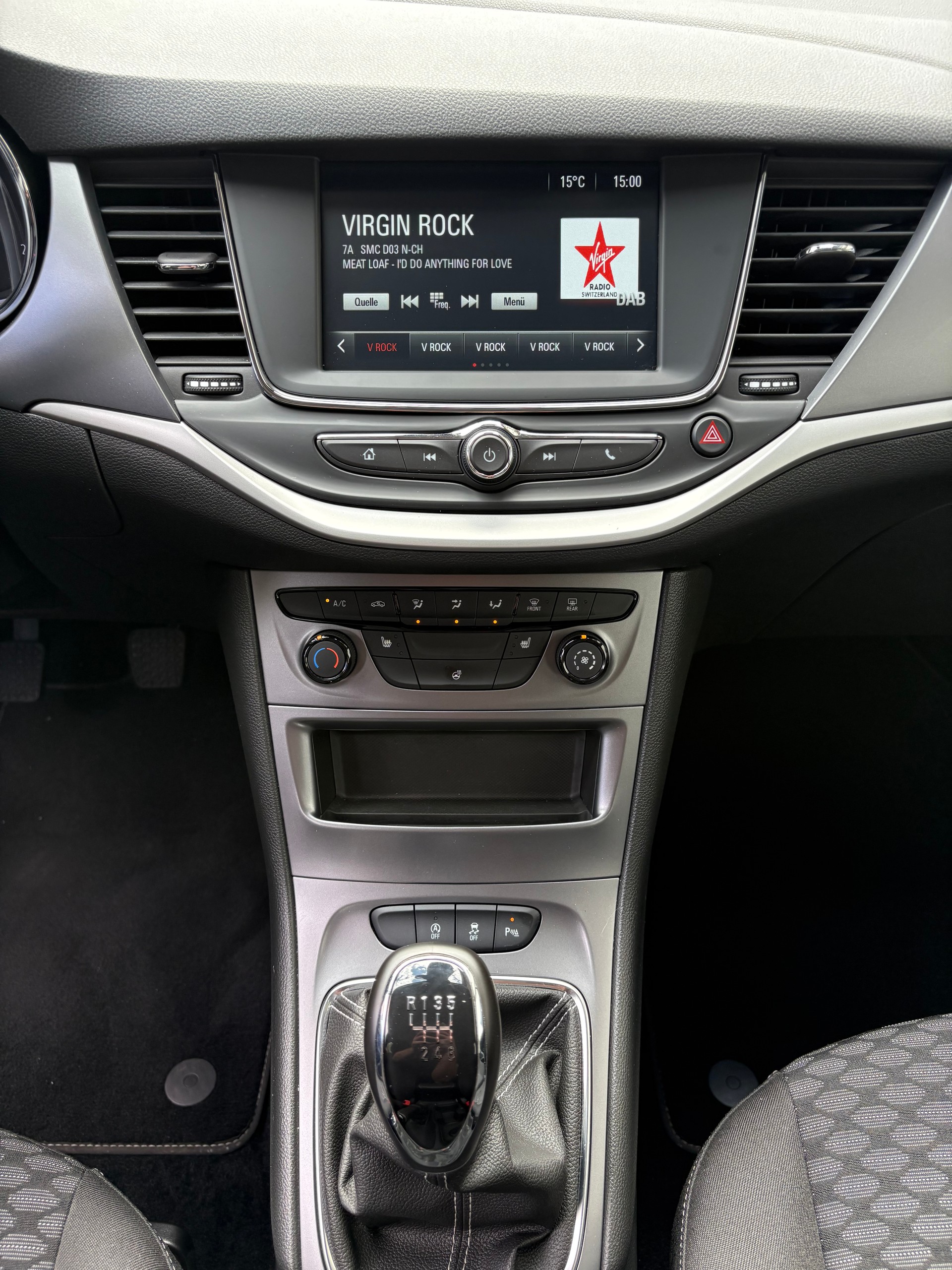 OPEL Astra 1.2i Turbo Edition-image-9