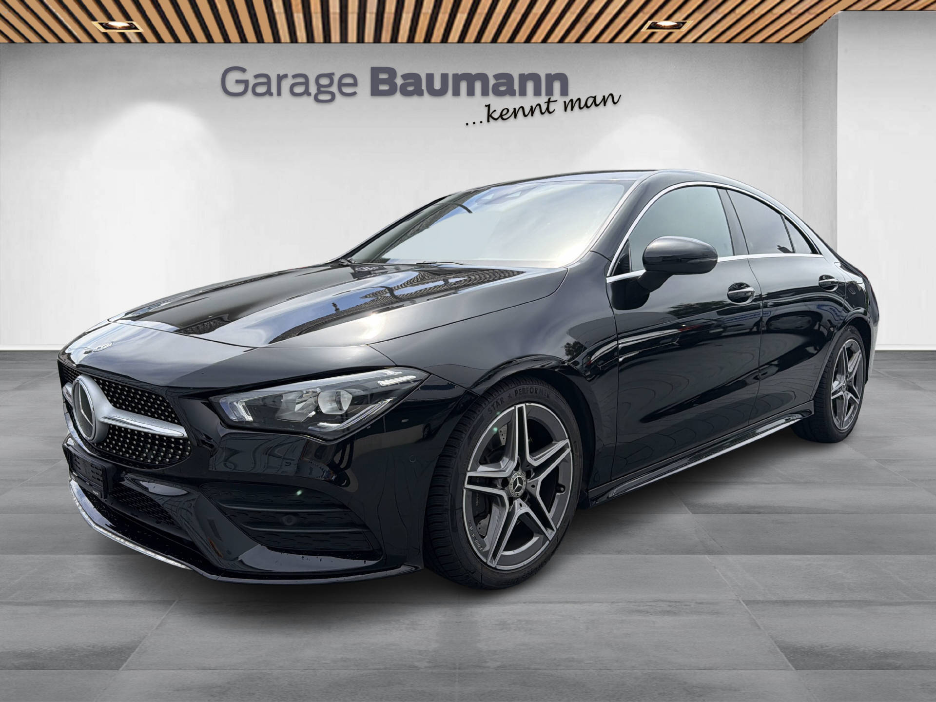 MERCEDES-BENZ CLA 250 AMG Line-showroom-element-1
