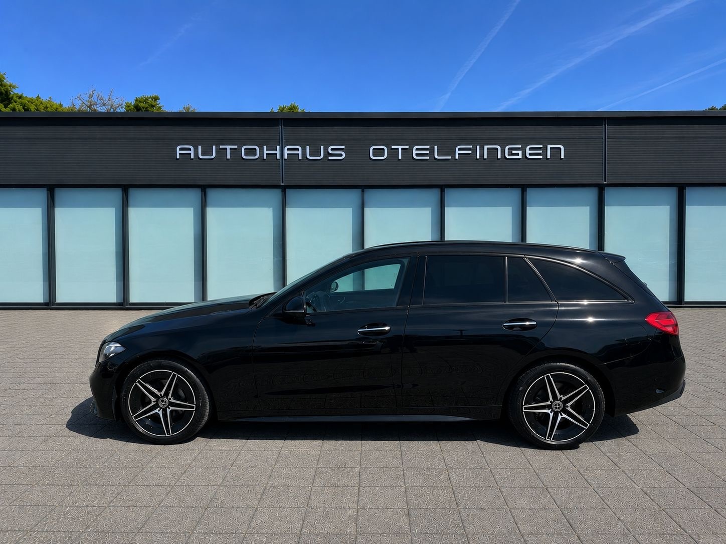 MERCEDES-BENZ C 220 d Swiss Star AMG Line 4matic Kombi