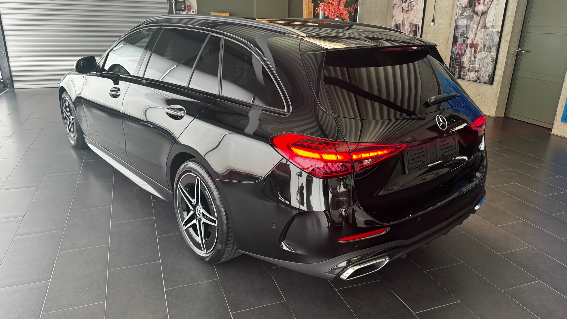MERCEDES-BENZ C 220 d Swiss Star AMG Line 4matic Kombi-image-8