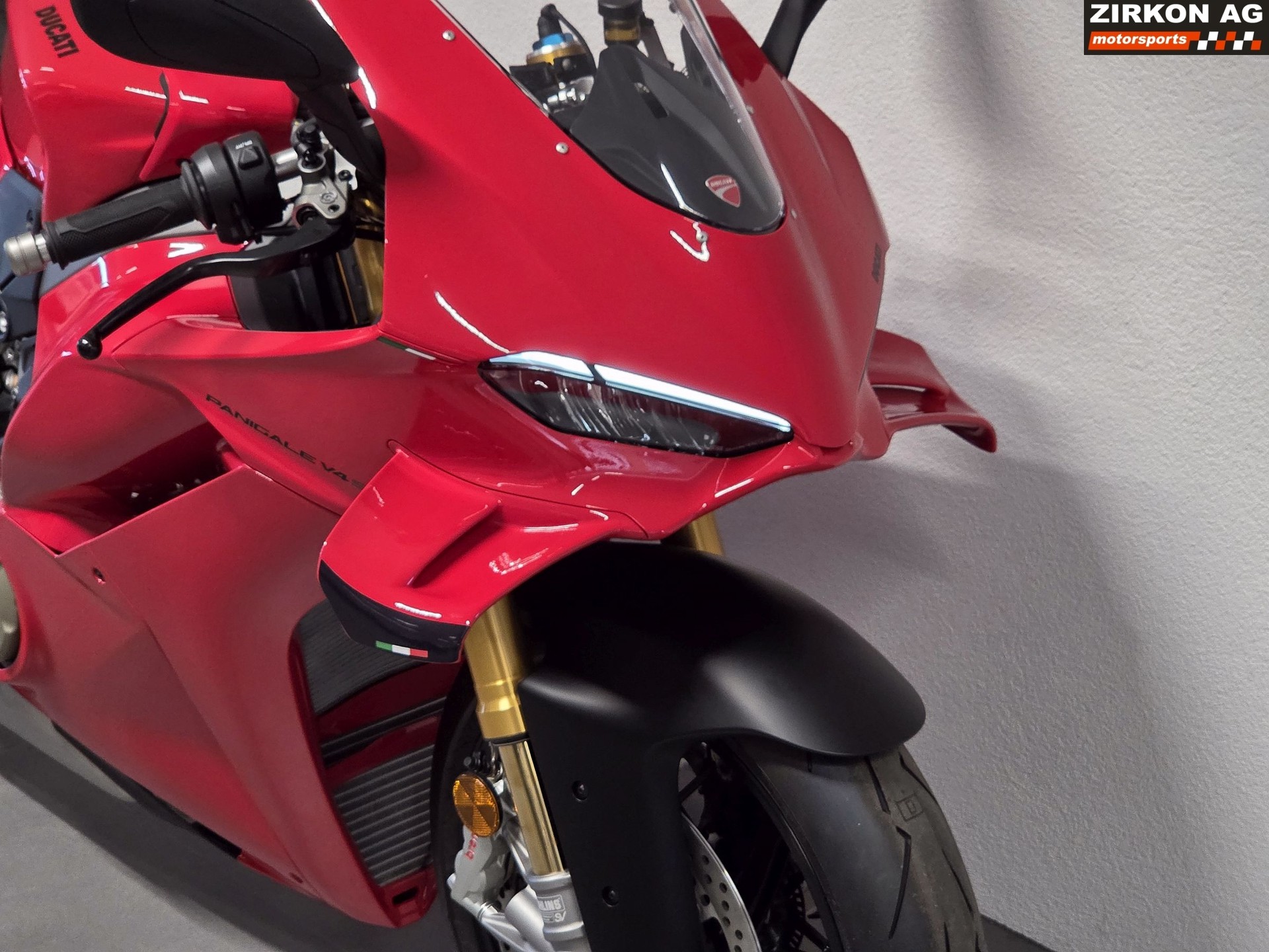 DUCATI Panigale V4 S-image-3