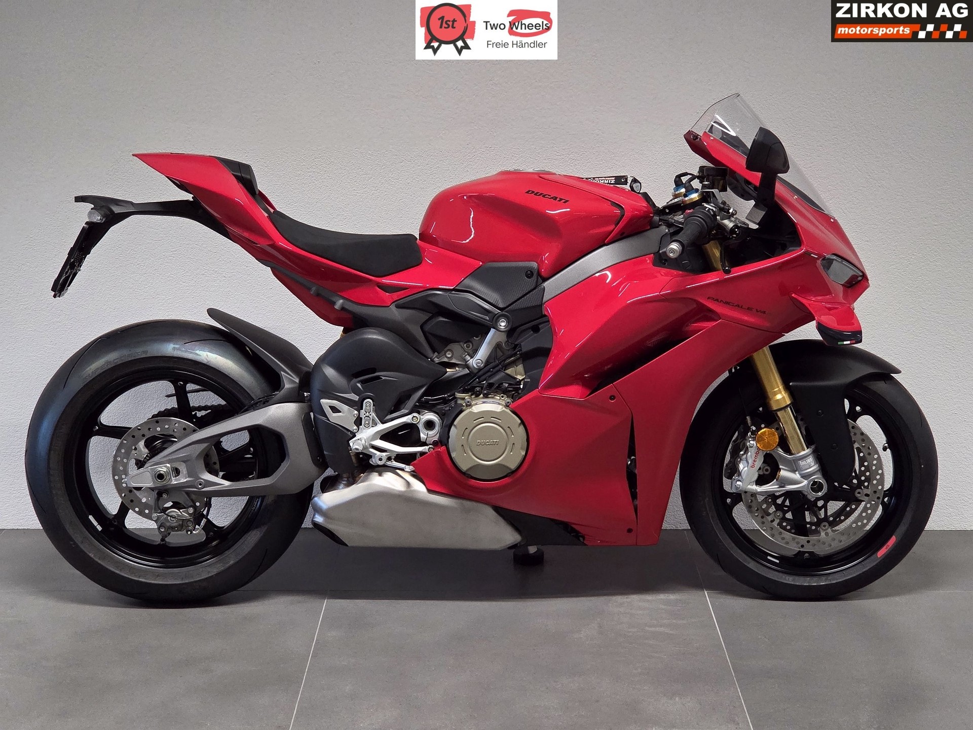 DUCATI Panigale V4 S-image-0