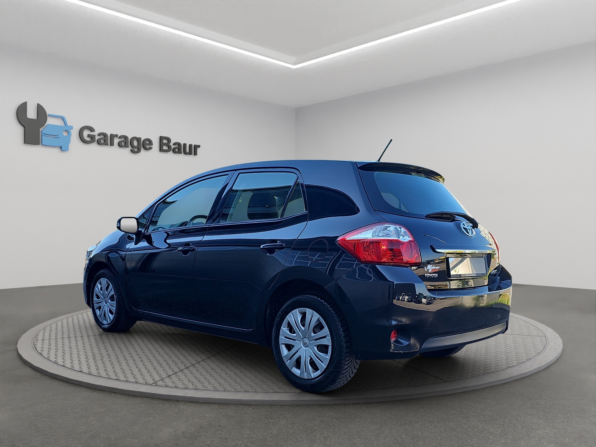 TOYOTA 1.8 VMa Linea Sol-image-3