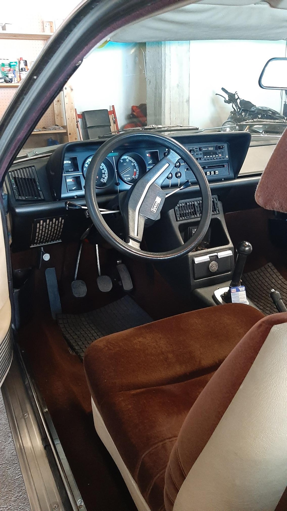 LANCIA GAMMA-image-3
