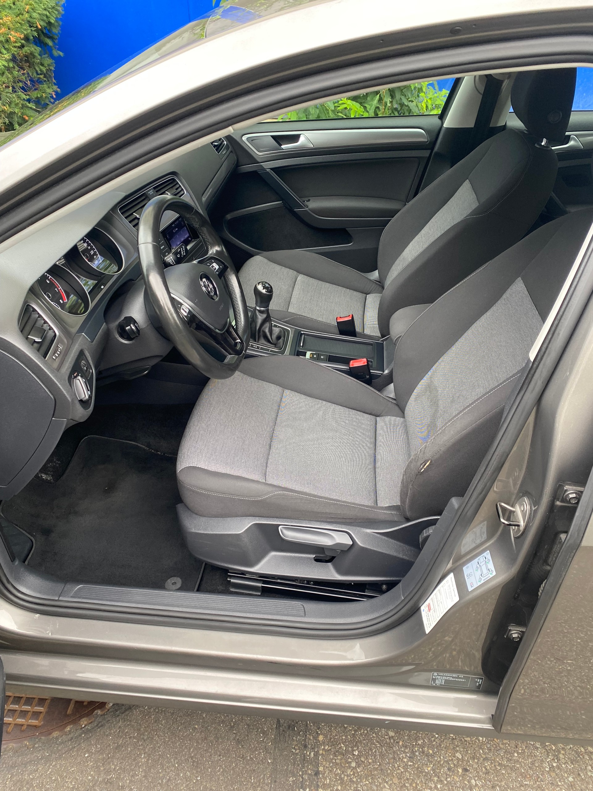VW Golf 1.2 TSI Trendline-image-7